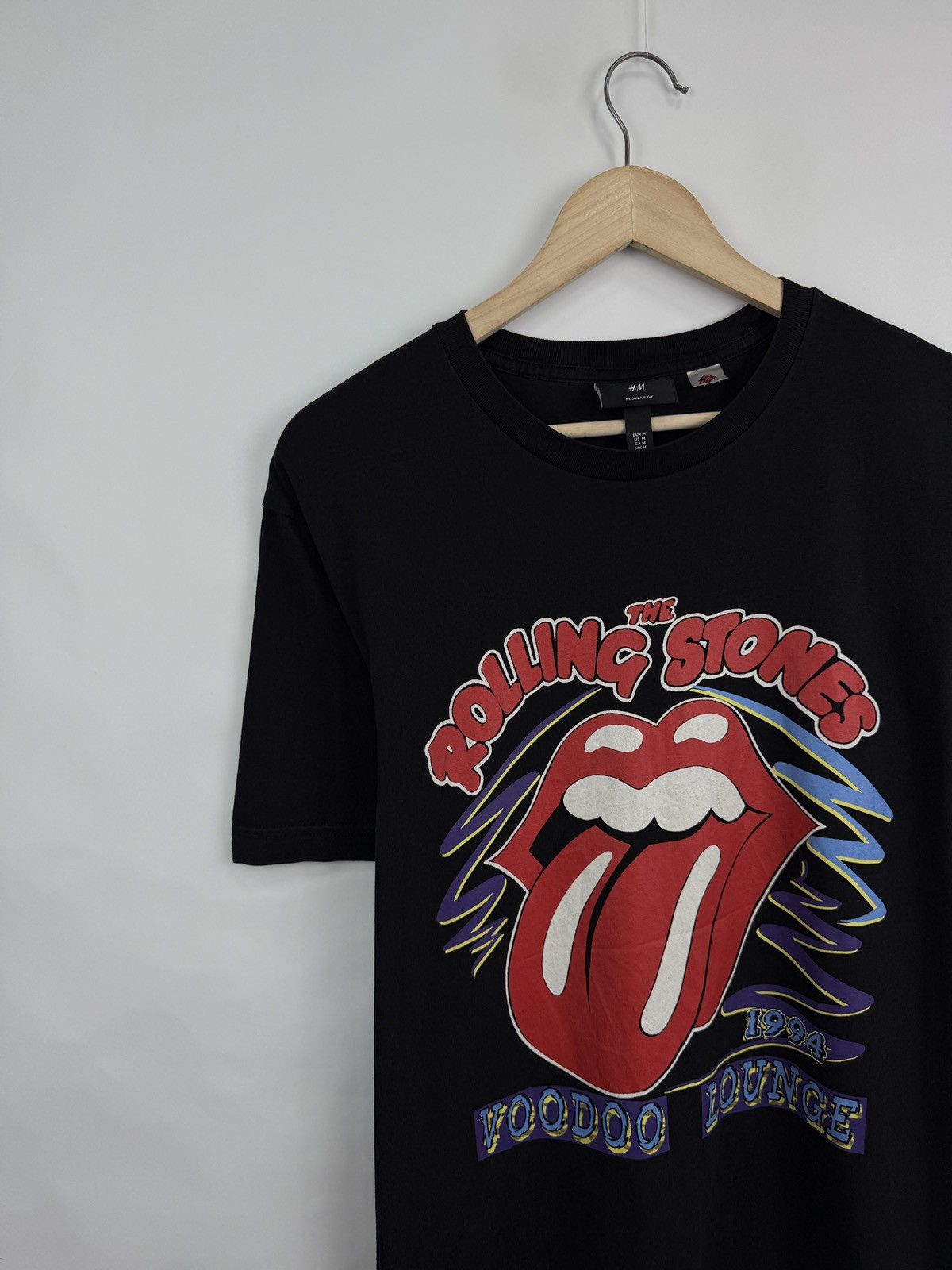 The Rolling Stones 🇬🇧 The Rolling Stones Voodoo Lounge World Tour 94 T-Shirt H&M Size US M / EU 48-50 / 2 - 3 Thumbnail