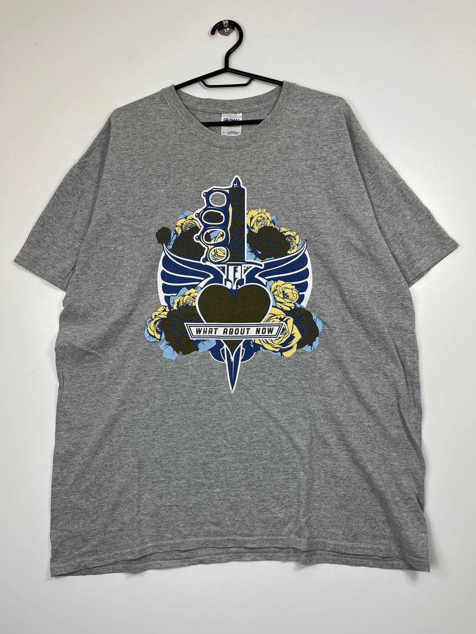 Gildan Bon Jovi What About Now World Tour 2013 Band T Shirt Size XL Size US XL / EU 56 / 4 - 1 Thumbnail