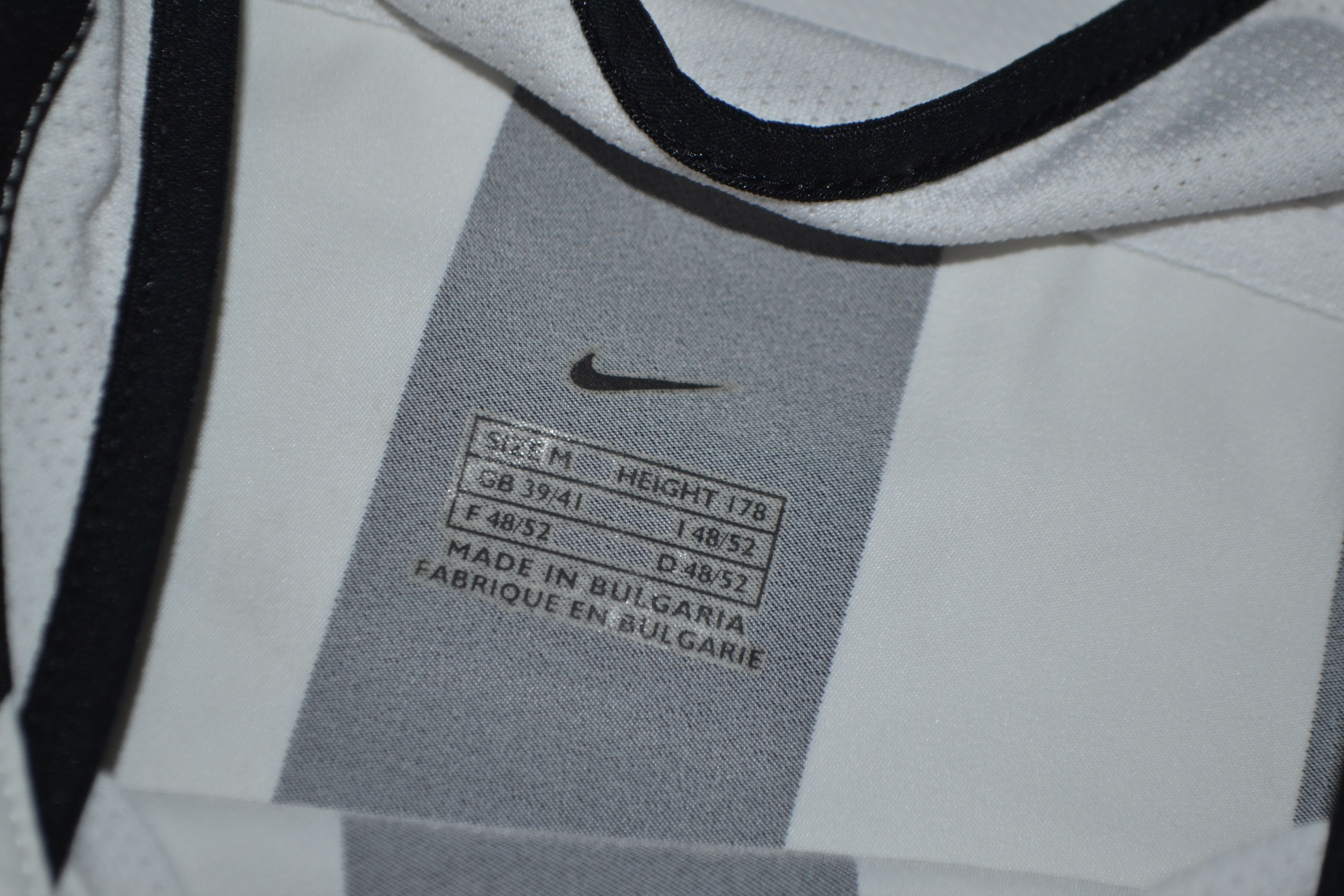 Nike Juventus Home Vintage Shirt Kit 2003 2004 Soccer Jersey Size US M / EU 48-50 / 2 - 3 Thumbnail