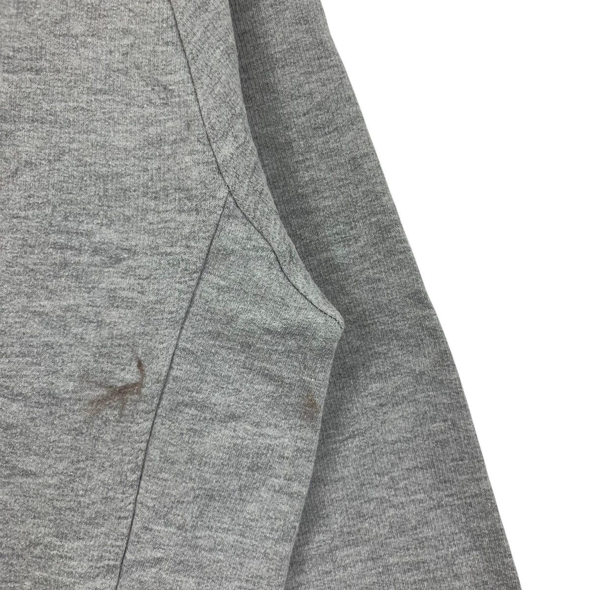 Champion Vintage CHAMPION USA Script Embroidered Brand Grey Size US S / EU 44-46 / 1 - 9 Thumbnail