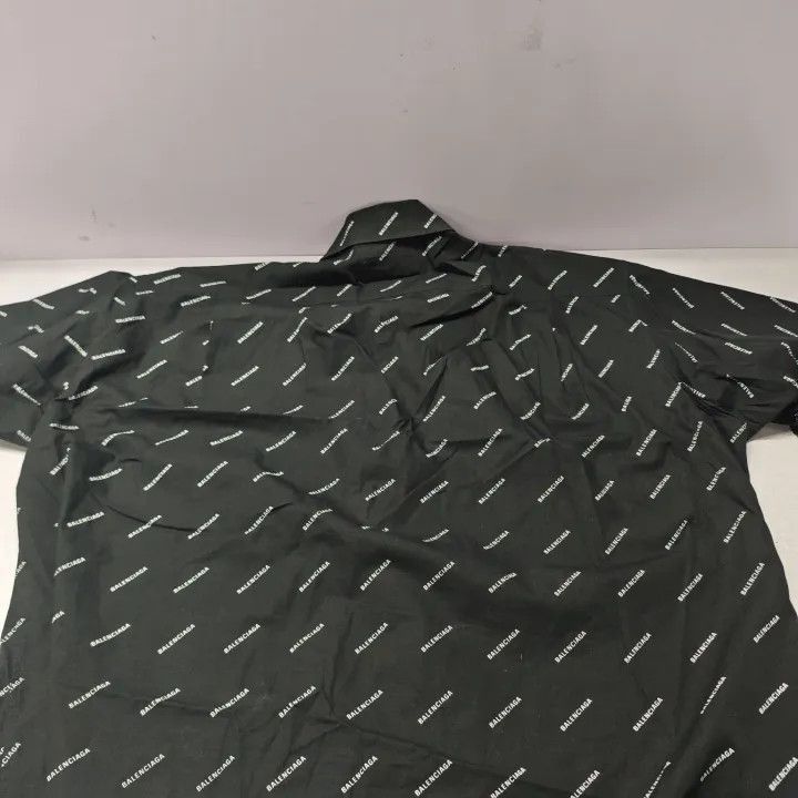 Balenciaga Balenciaga Balenciaga Logo Short Sleeve Shirt for Men -250 Size US M / EU 48-50 / 2 - 8 Thumbnail