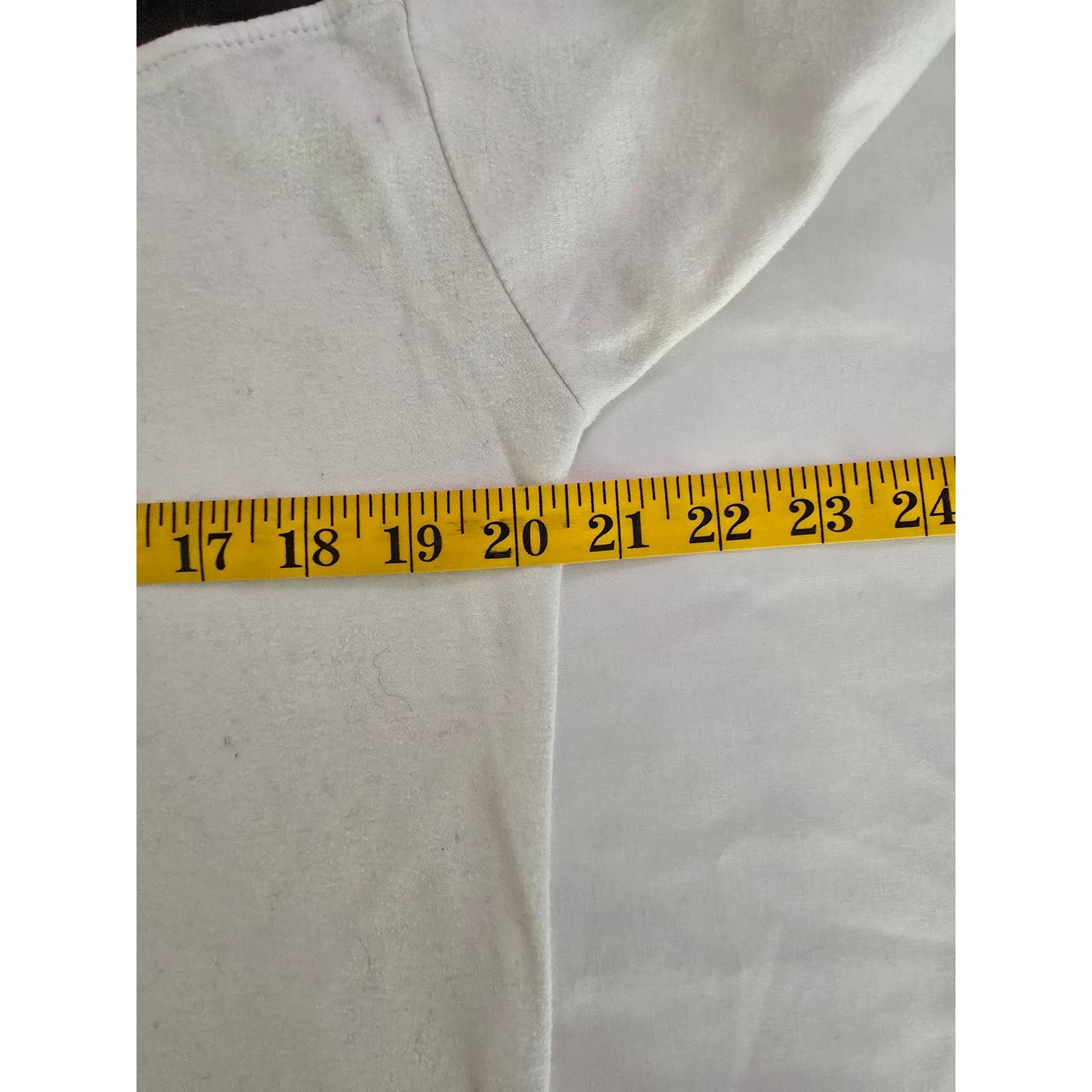 Descente Vintage Descente Pullover Sweater White 1/4 zip M Sweatshirt Size US M / EU 48-50 / 2 - 8 Thumbnail