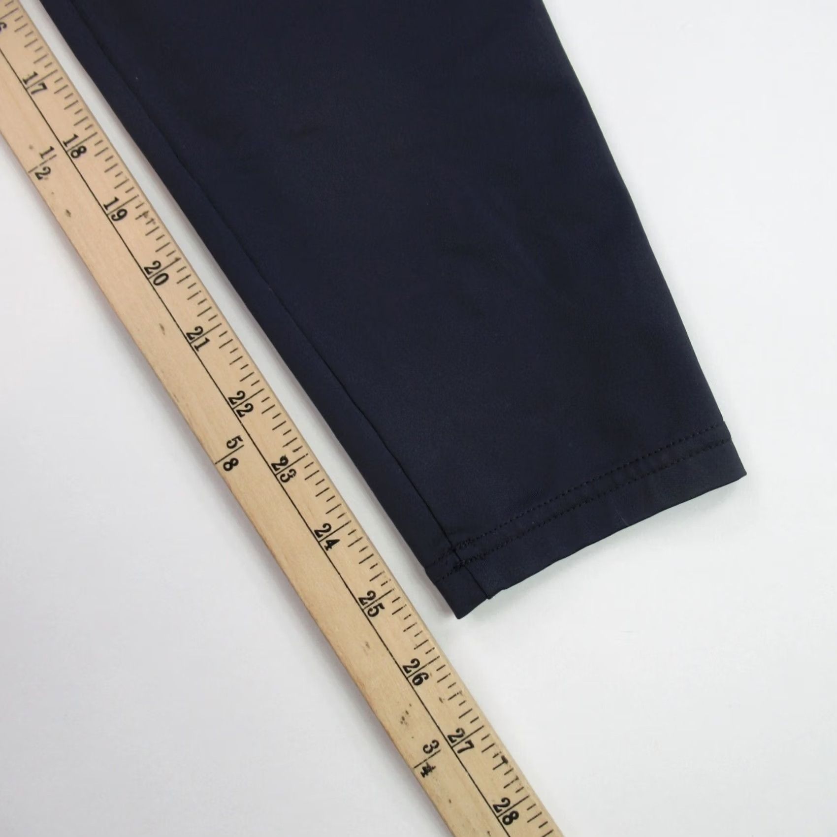 Nike Nike Pants Medium Gray Lightweight Stretch Outdoors Straight Leg Women Size 32" / US 10 / IT 46 - 7 Thumbnail