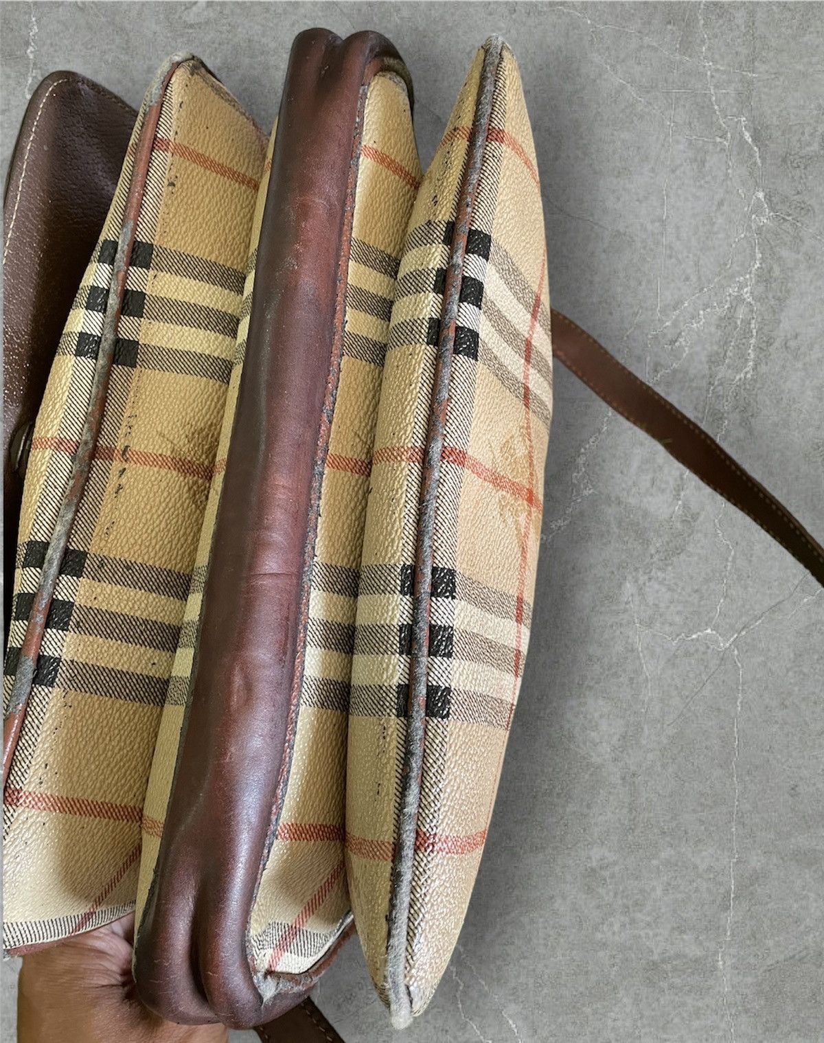 Burberry Burberrys pig skin crossbody bag Size ONE SIZE - 11 Thumbnail