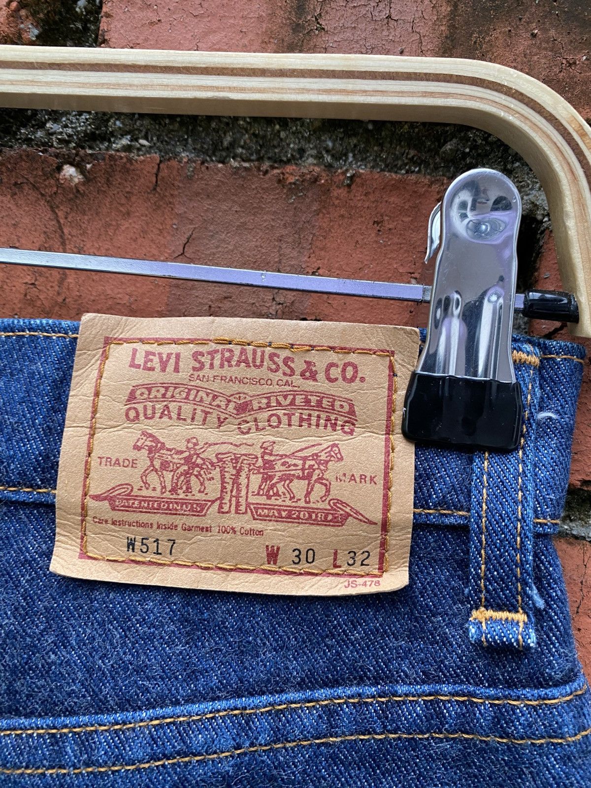 Le Grande Bleu (L.G.B.) × Levi's × Tornado Mart W28x30.5 Flare levi's 517 bootcut bellbottom made in JAPAN Size US 28 / EU 44 - 5 Thumbnail