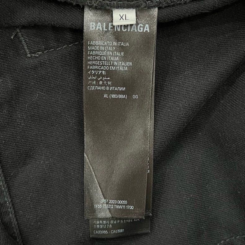 Balenciaga Balenciaga Fringed Denim Shorts Size XL-2506 Size US 42 / EU 58 - 7 Thumbnail