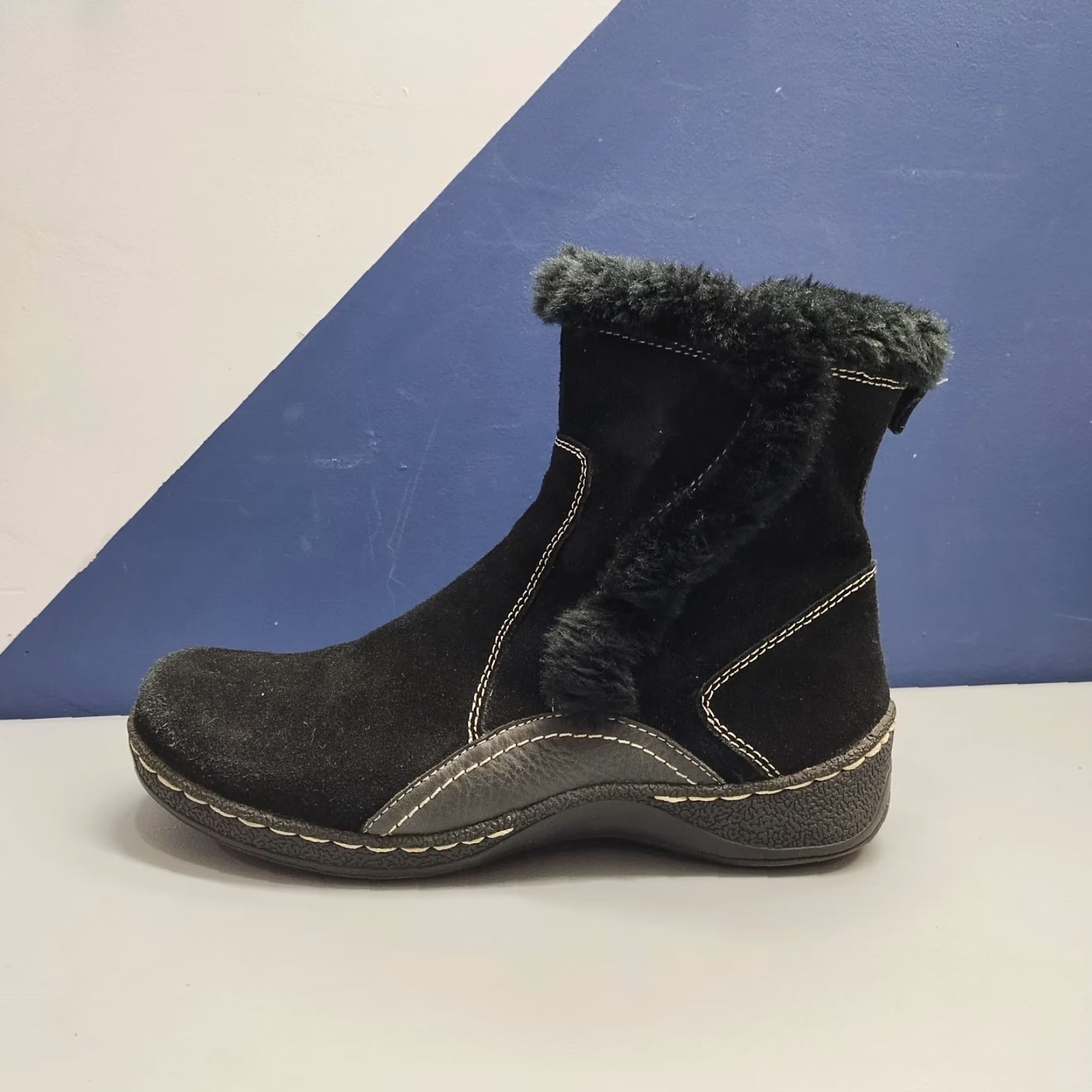 Vintage BareTraps Ellea Ankle Snow Boots Womens Size 10 Black Leather Faux Fur Lined Side Zip Size US 10 / IT 40 - 4 Thumbnail