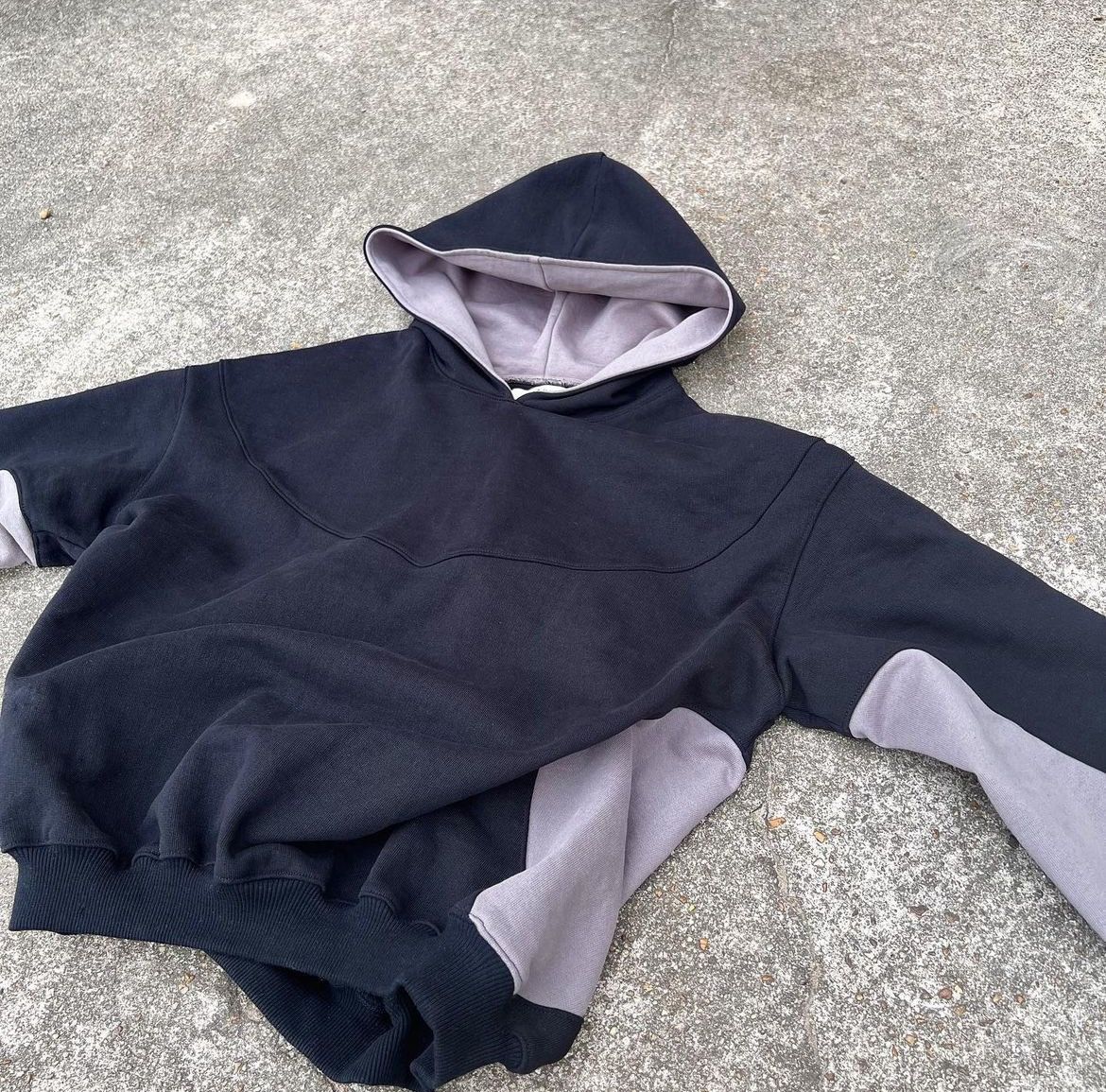 Other Dekoi Studios Ellipse Cropped Hoodie (Black) Size US L / EU 52-54 / 3 - 2 Thumbnail