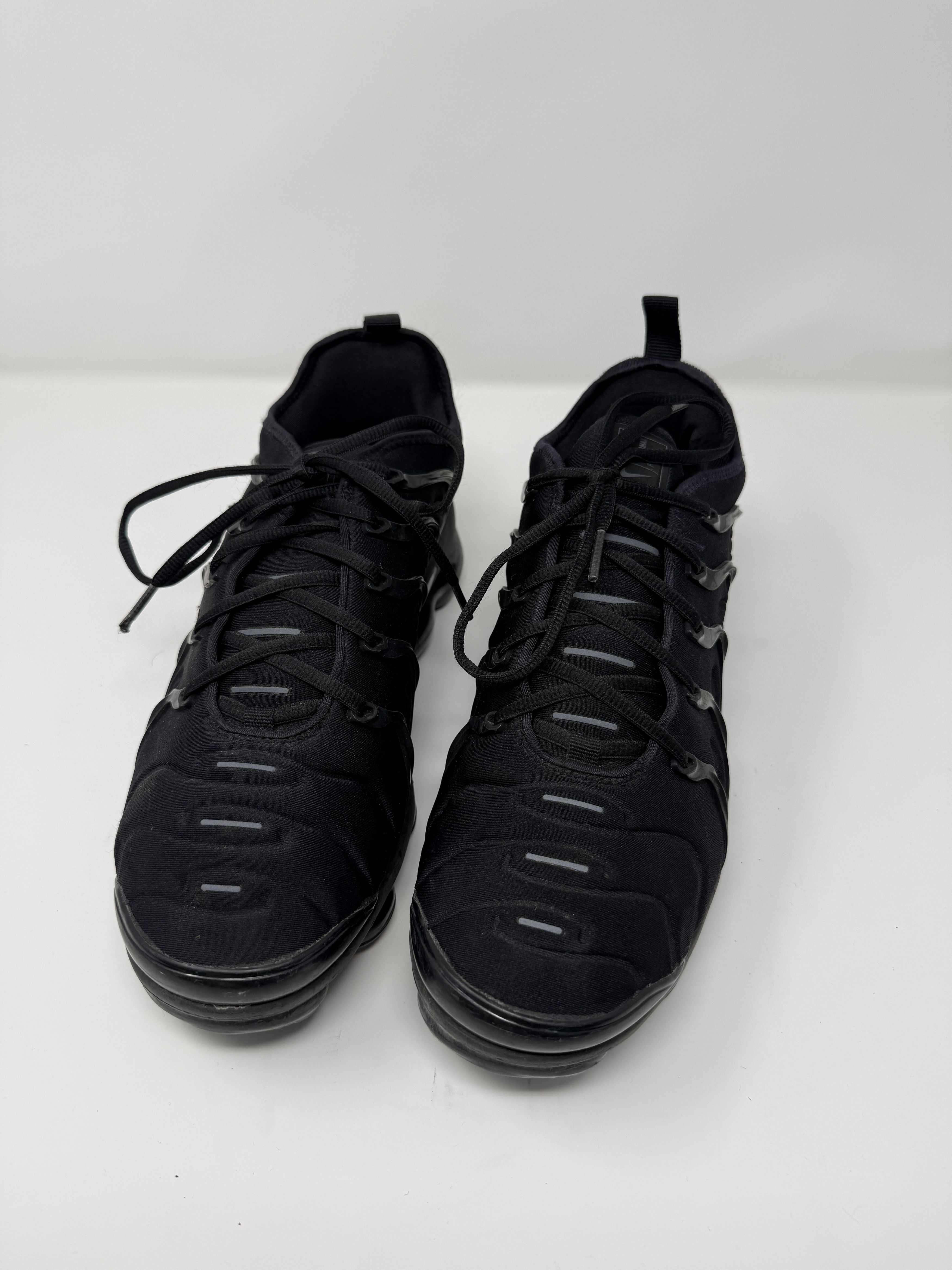 Nike Nike Air Vipormax Plus Men's Triple Black Sneakers Size US 11 / EU 44 - 1 Thumbnail