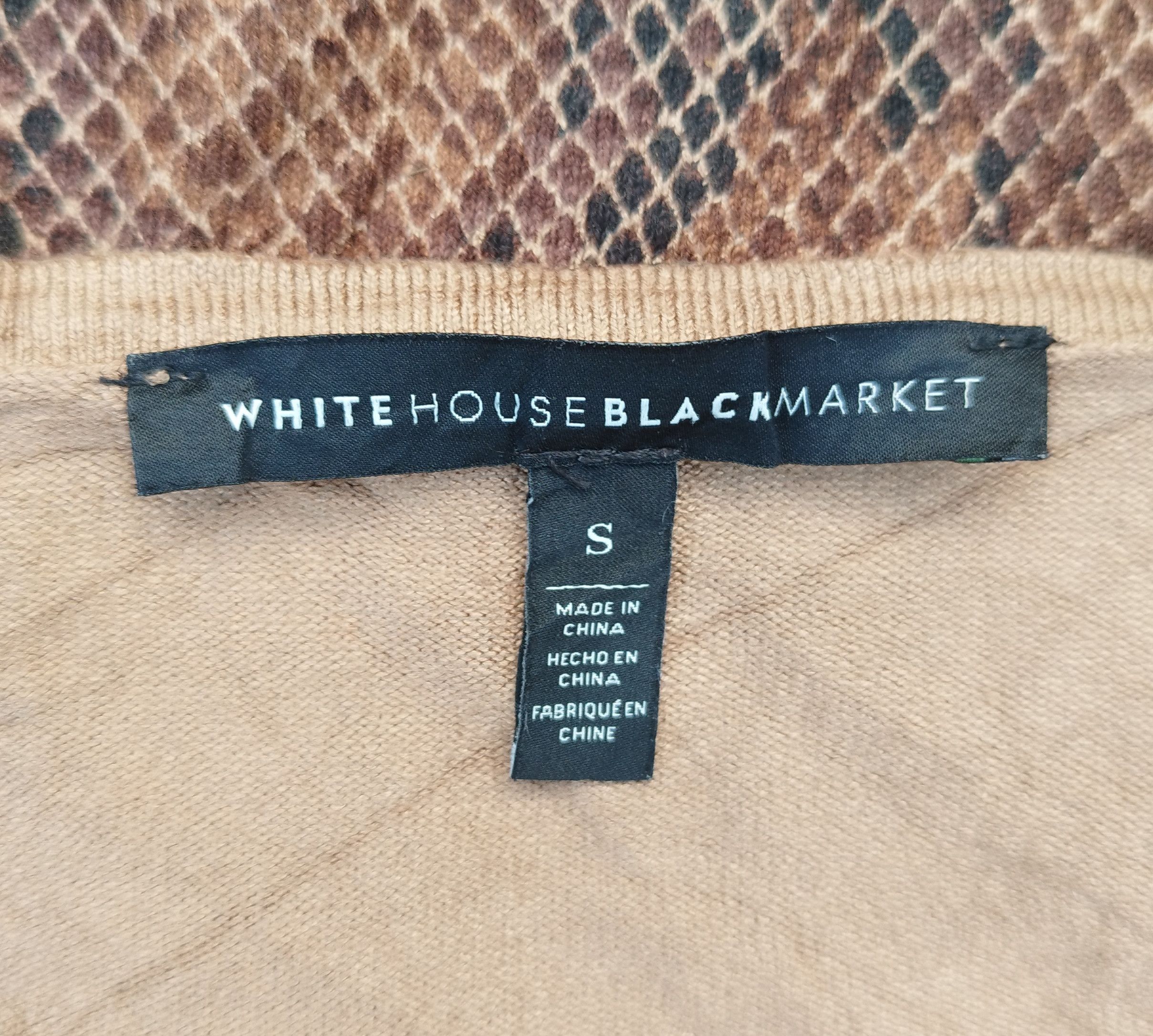 White House Black Market White house black market snake skin motif t-shirt Size S / US 4 / IT 40 - 3 Thumbnail