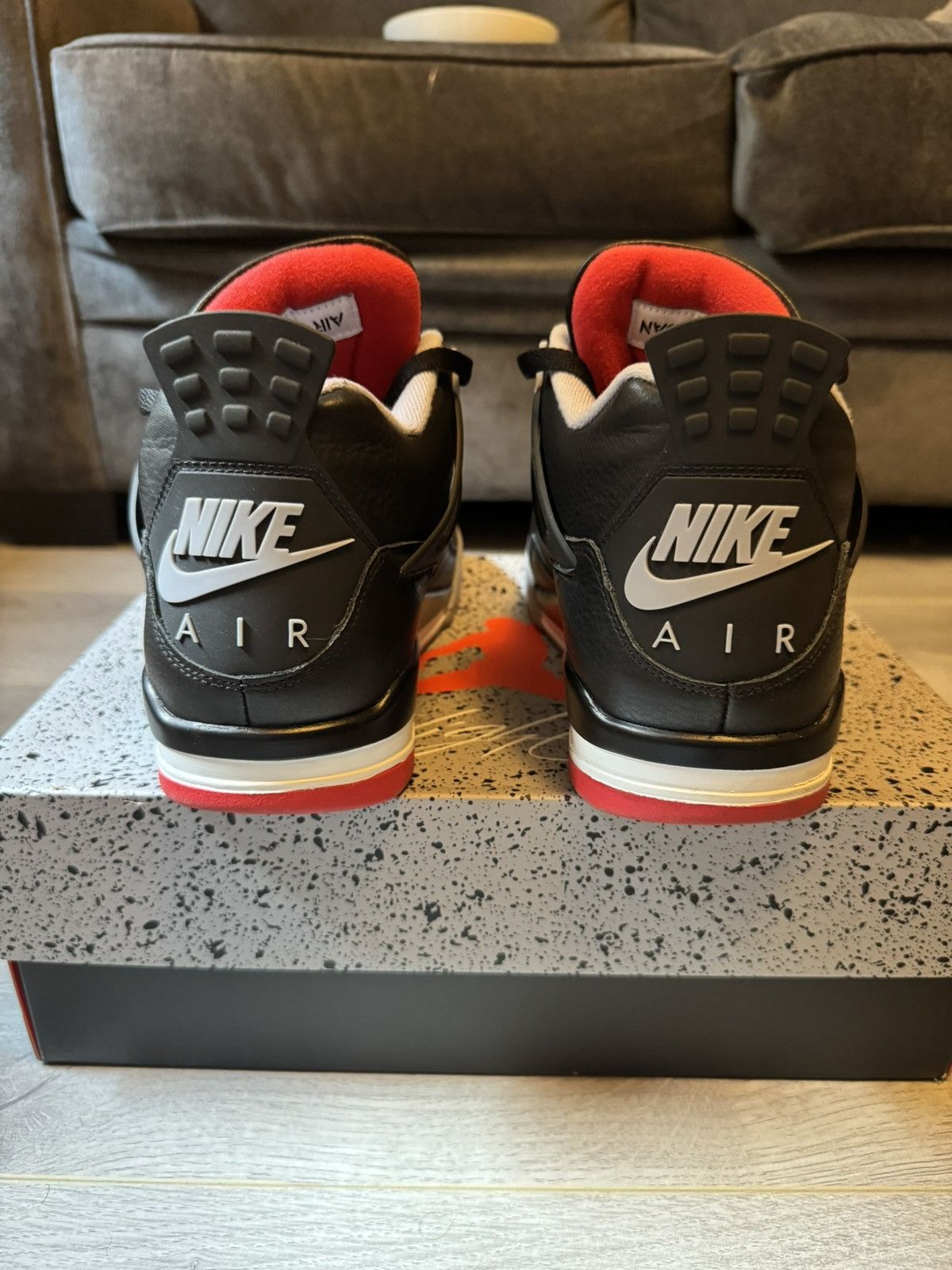 Nike Jordan 4 bred Size US 10.5 / EU 43-44 - 6 Thumbnail