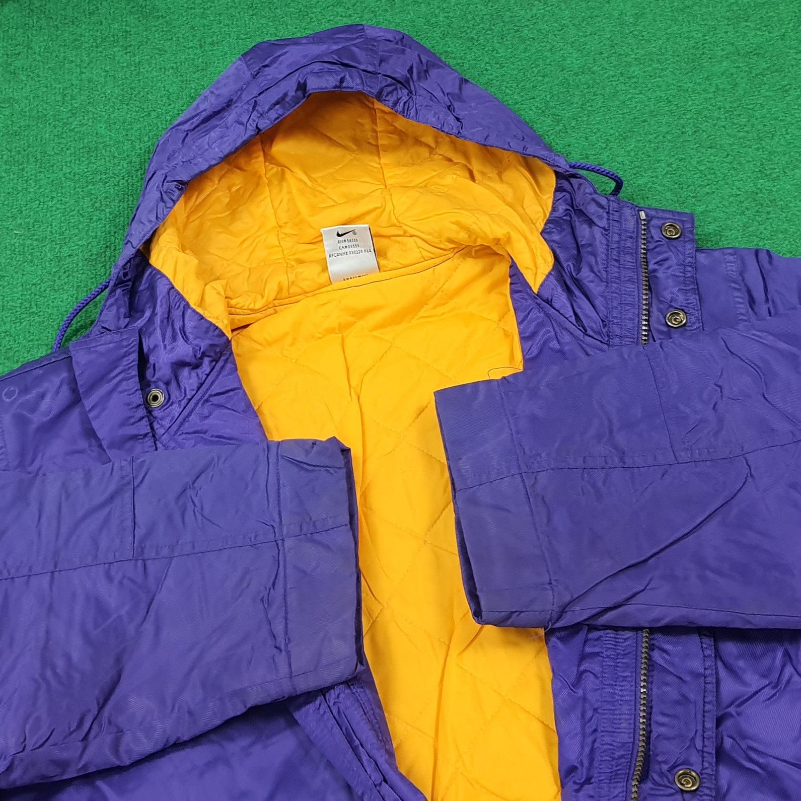 Nike Vintage 90s Nike Big Swoosh Parka Jacket Fot Kids C289N4 Size US XL / EU 56 / 4 - 7 Thumbnail