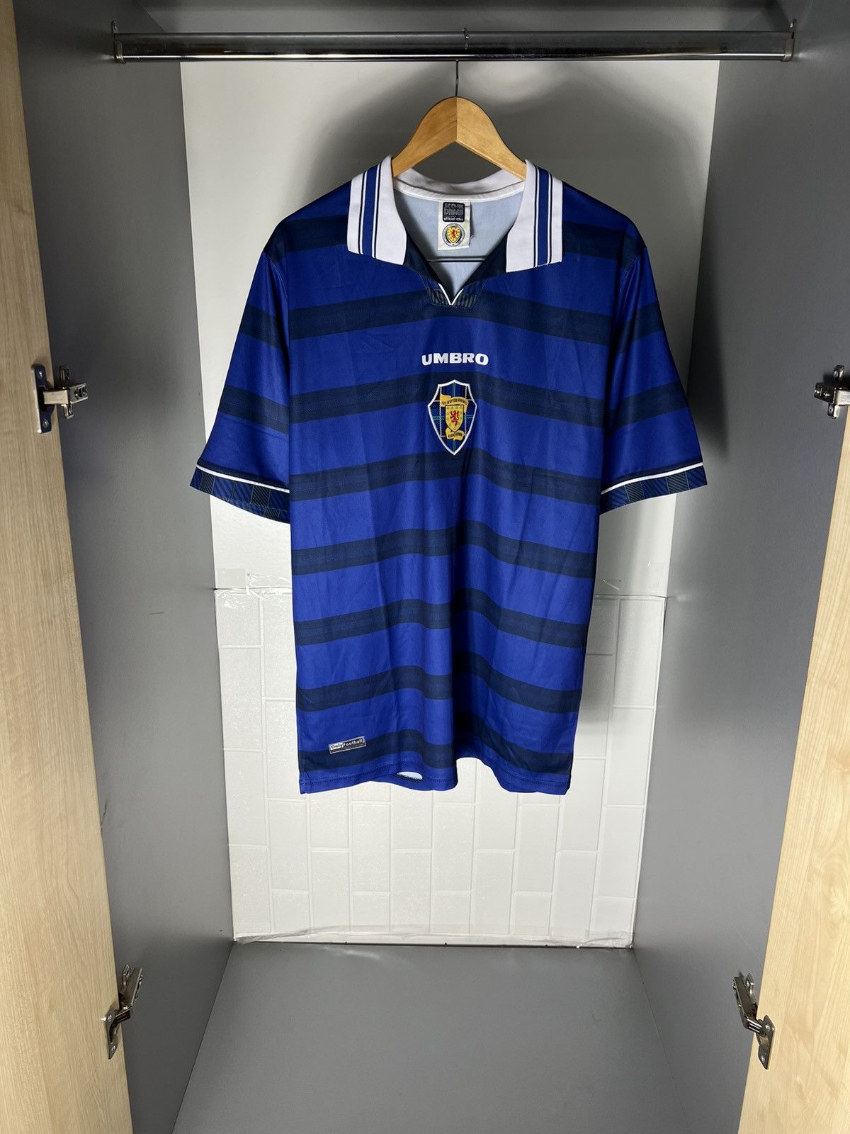 Umbro VINTAGE UMBRO SCOTLAND RETRO SOCCER JERSEY BLOKE Y2K 90s Size US XXL / EU 58 / 5 - 6 Thumbnail