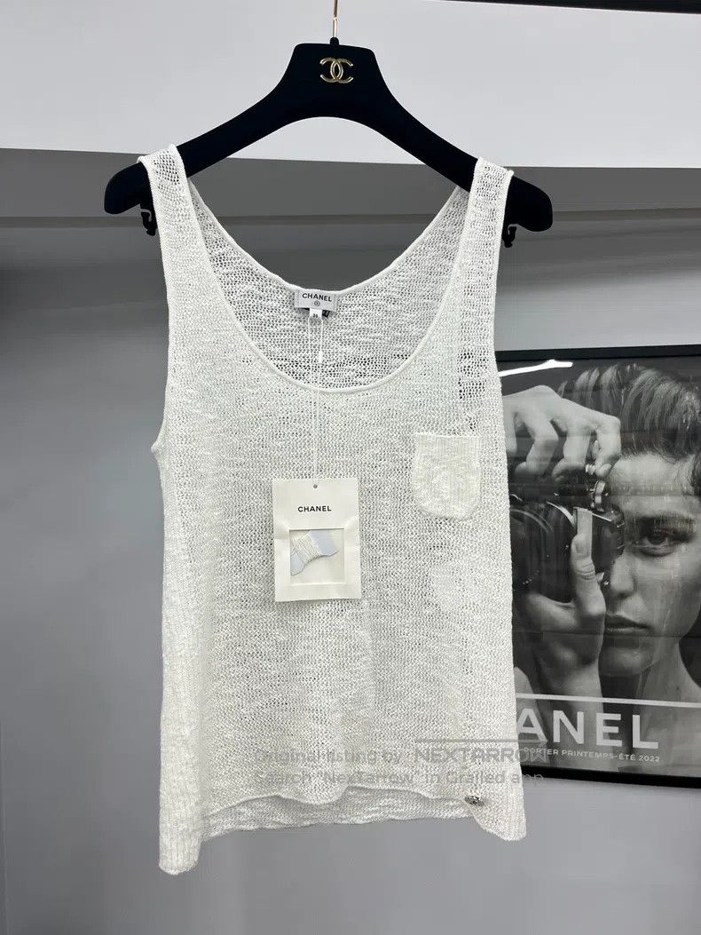Chanel Chanel Beach Series White Pocket Knitted Vest Size XS / US 0-2 / IT 36-38 - 1 Thumbnail