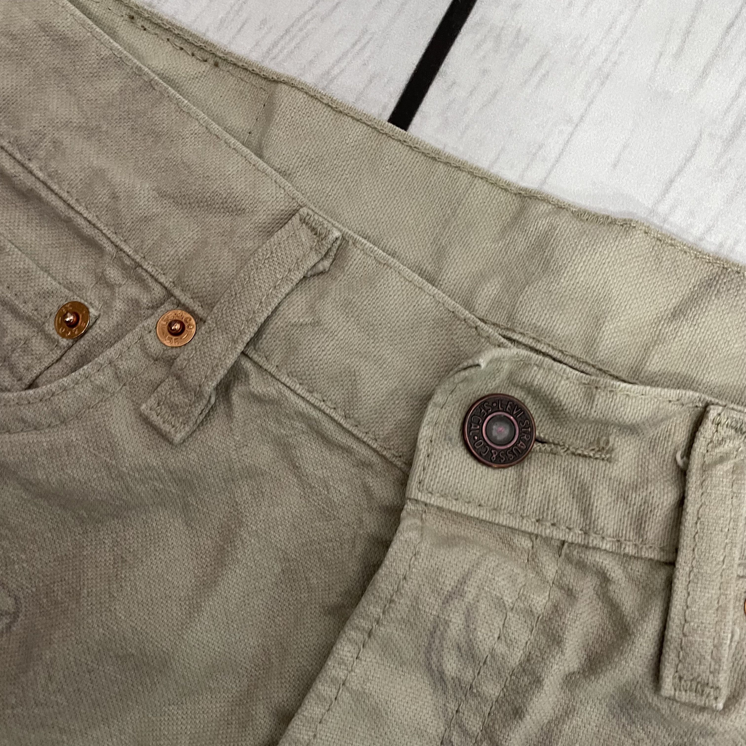 Levi's Custom Reworked Levi's Jeans – Renaissance print 31x32 Size US 31 - 6 Thumbnail