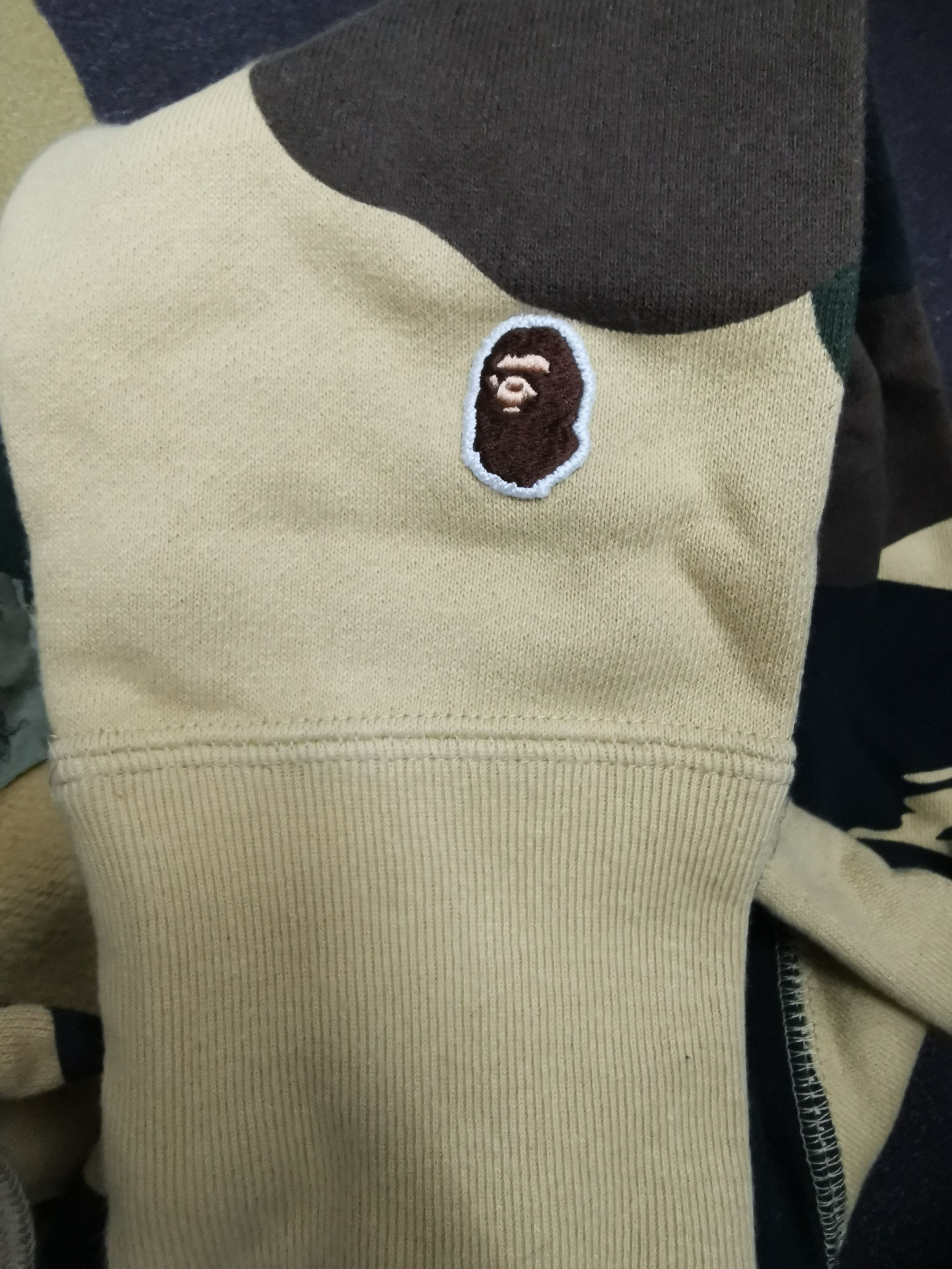 Bape 1st Camo Pullover Hoodie Size US S / EU 44-46 / 1 - 7 Thumbnail