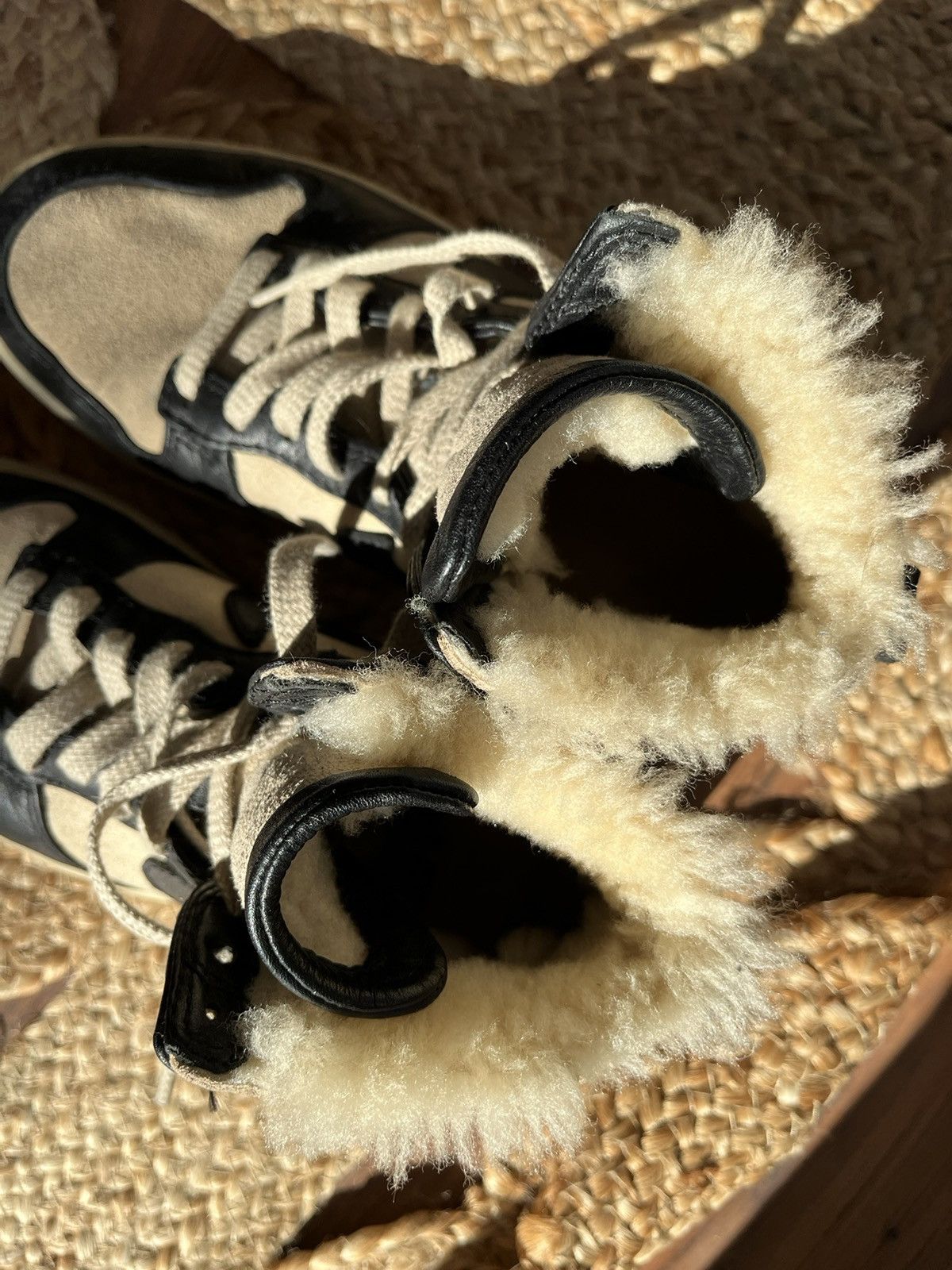 Nike × Vintage Sherpa Nike Dunk 🐻 fur cozy coquette bear velvet y2k goth Size US 6 / IT 36 - 3 Thumbnail