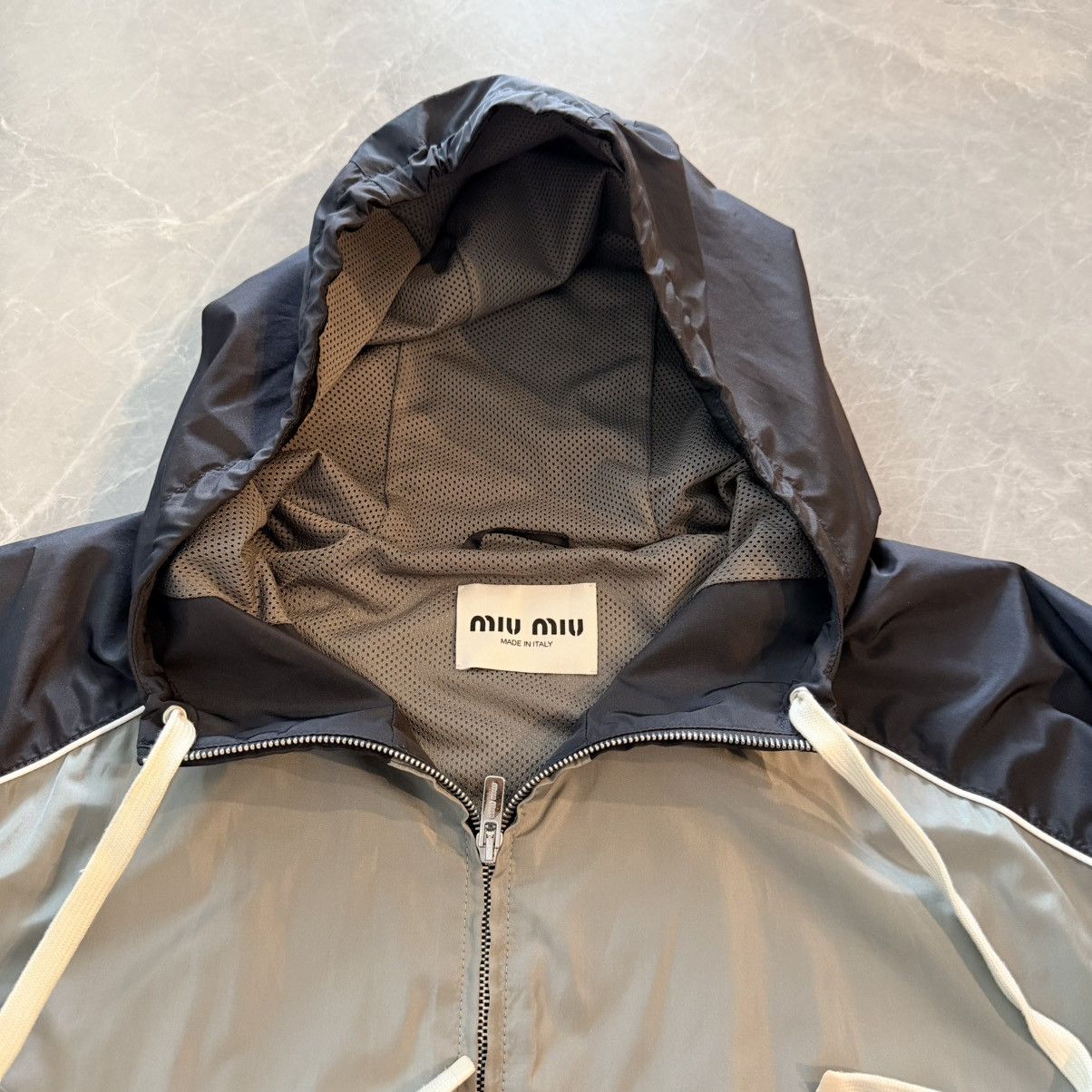 Miu Miu Miumiu logo oversize track jacket 42 Size US L / EU 52-54 / 3 - 7 Thumbnail
