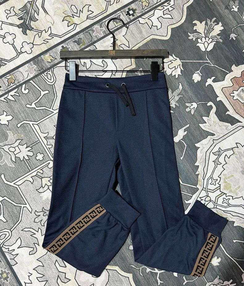 Fendi Women's Black FF Stripe Sweatpants - dmc
