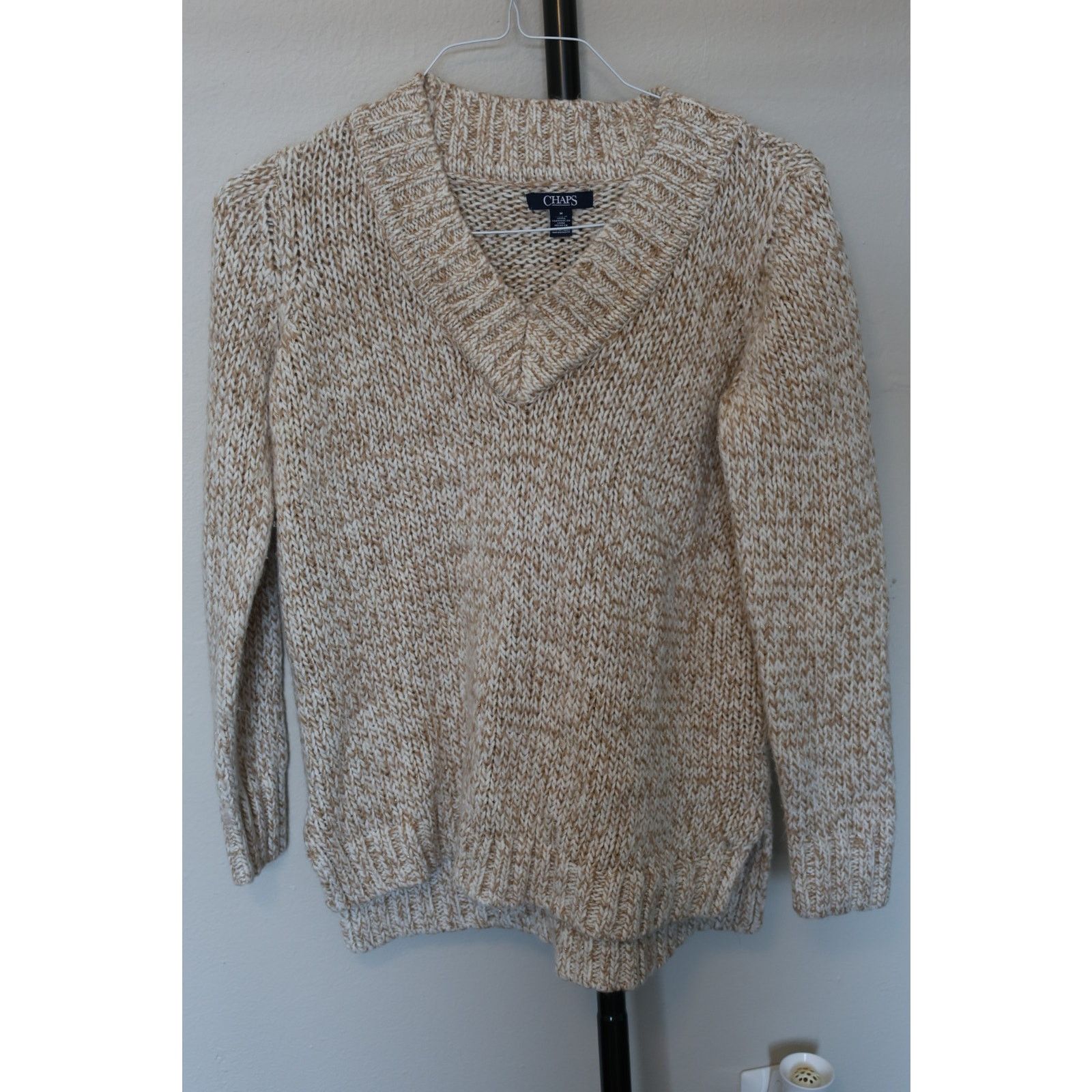Chaps Chaps V-Neck Sweater - Size Medium - Tan - EUC Size M / US 6-8 / IT 42-44 - 1 Thumbnail
