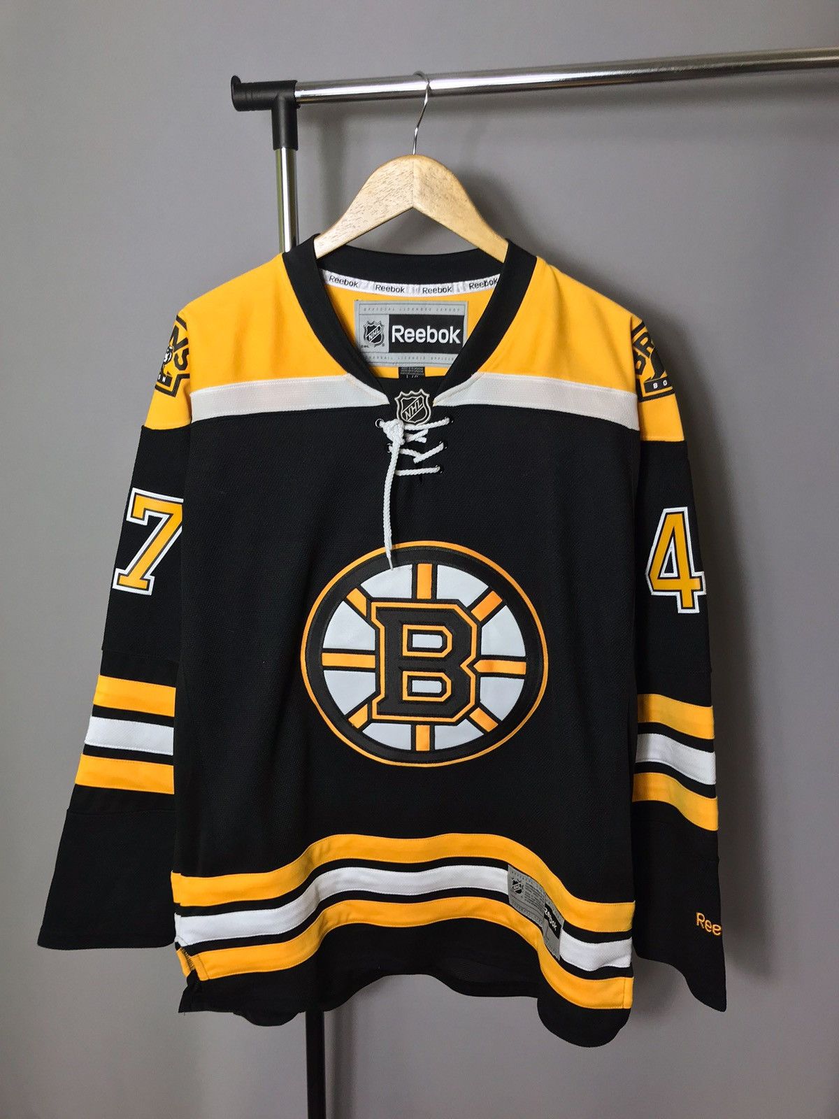Reebok Reebok NHL Boston Bruins Torey Krug #47 Hockey Jersey 2014 Size US L / EU 52-54 / 3 - 1 Thumbnail