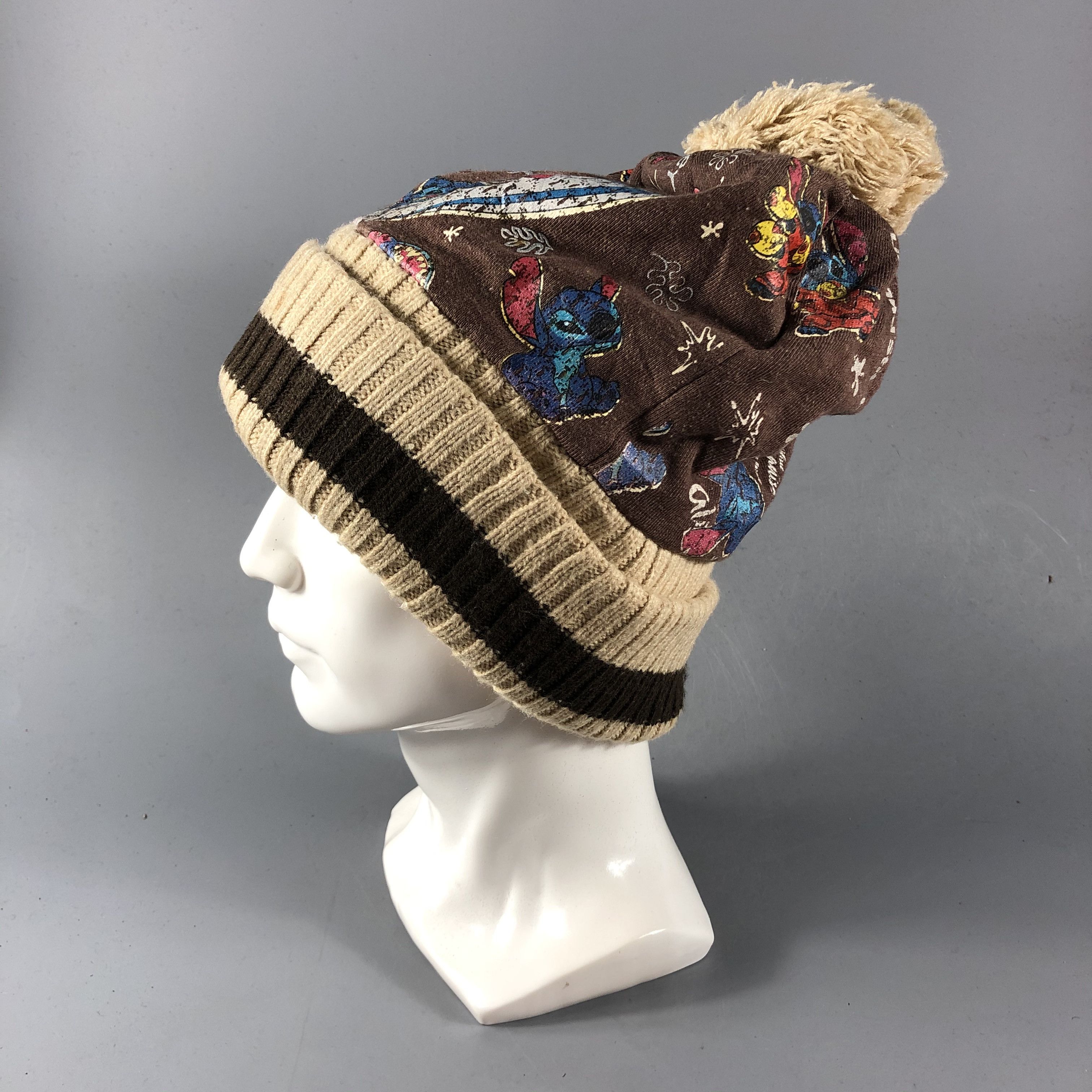 Disney Lilo & Stitch Bobble Beanie Snowcap Snow Hat B603 Size ONE SIZE - 2 Thumbnail