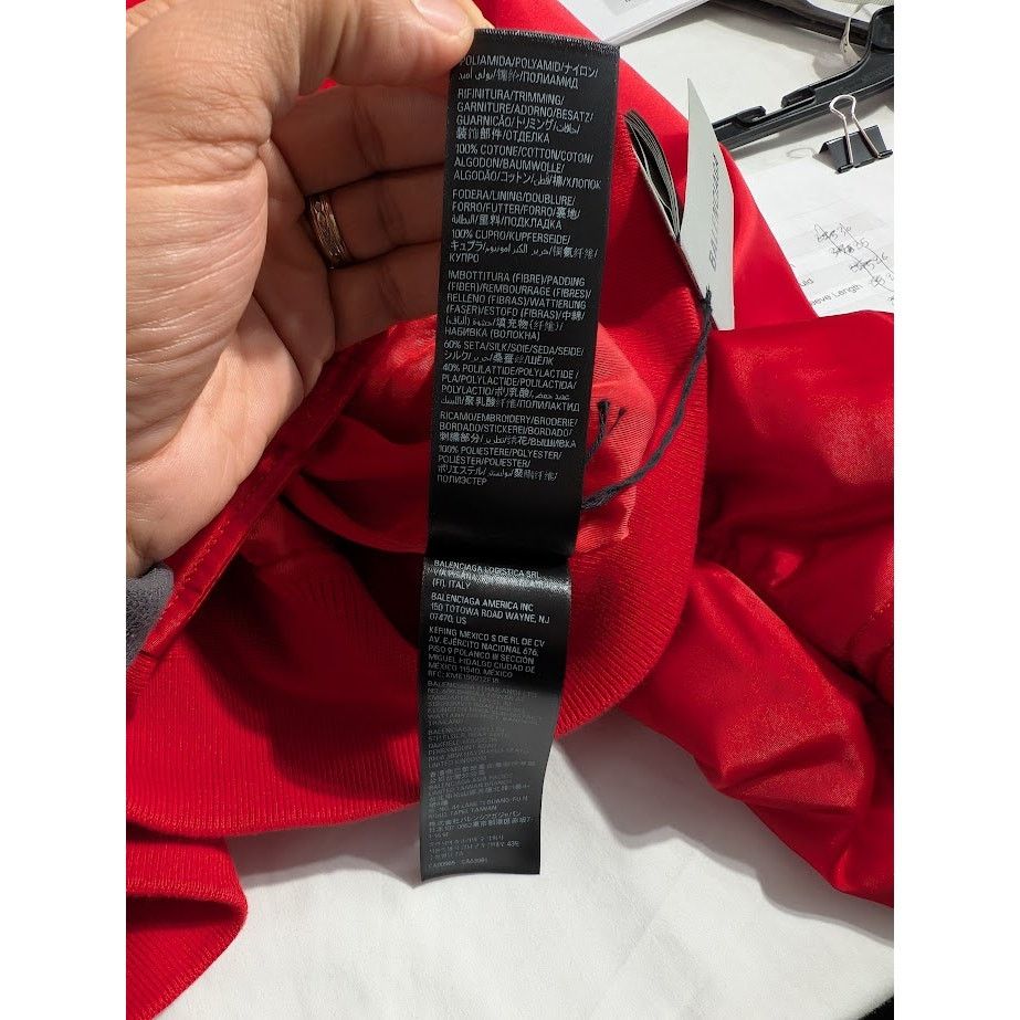 Balenciaga o1rshd1 Oversize Bomber Jacket in Red Size US S / EU 44-46 / 1 - 19 Thumbnail