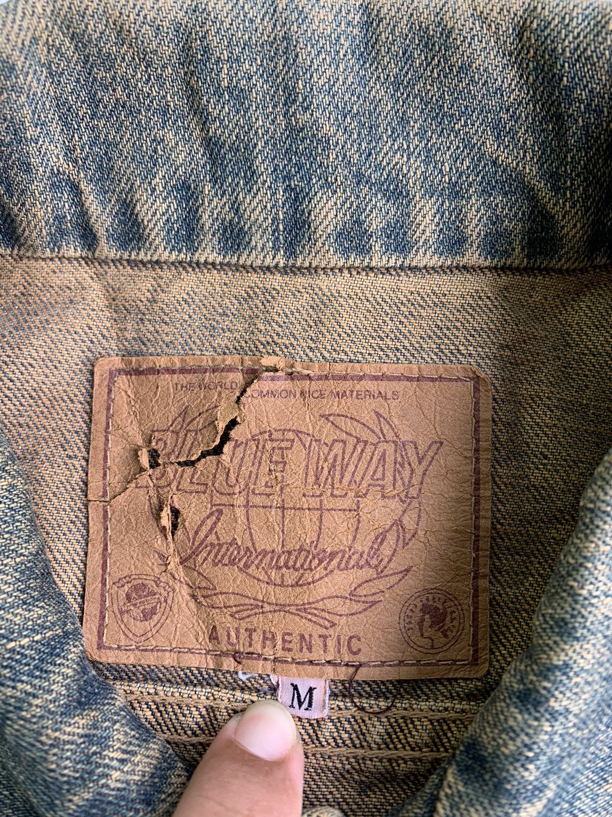 Blue Blue Japan × Vintage Vtg Blue Way Japan Mudwash Crop Trucker Denim Size US M / EU 48-50 / 2 - 9 Thumbnail