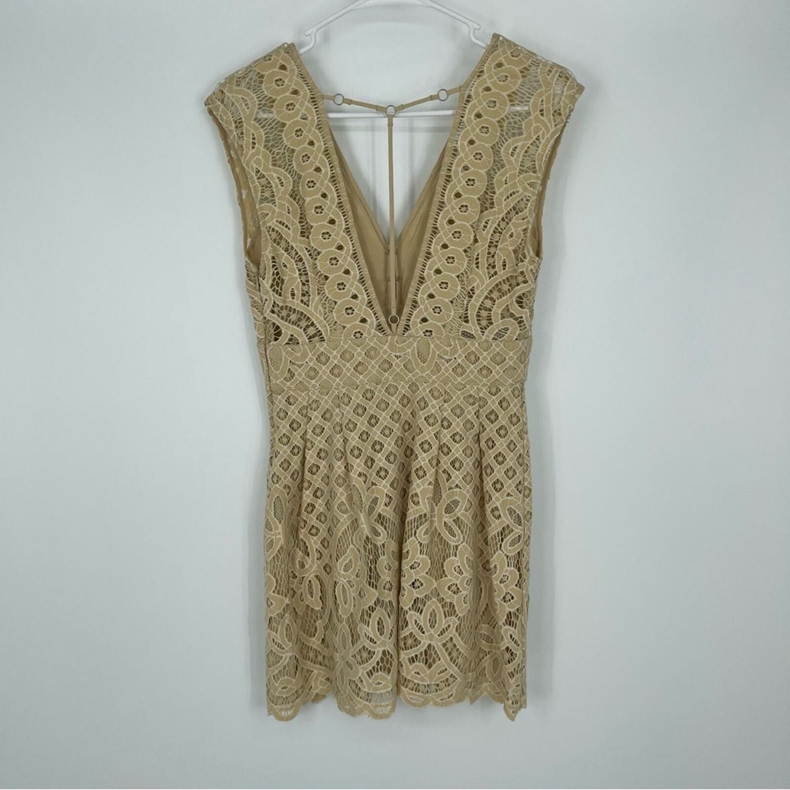 Free People Free People One Million Lover Ivory Lace Mini Dress Size 2 Size XS / US 0-2 / IT 36-38 - 3 Thumbnail