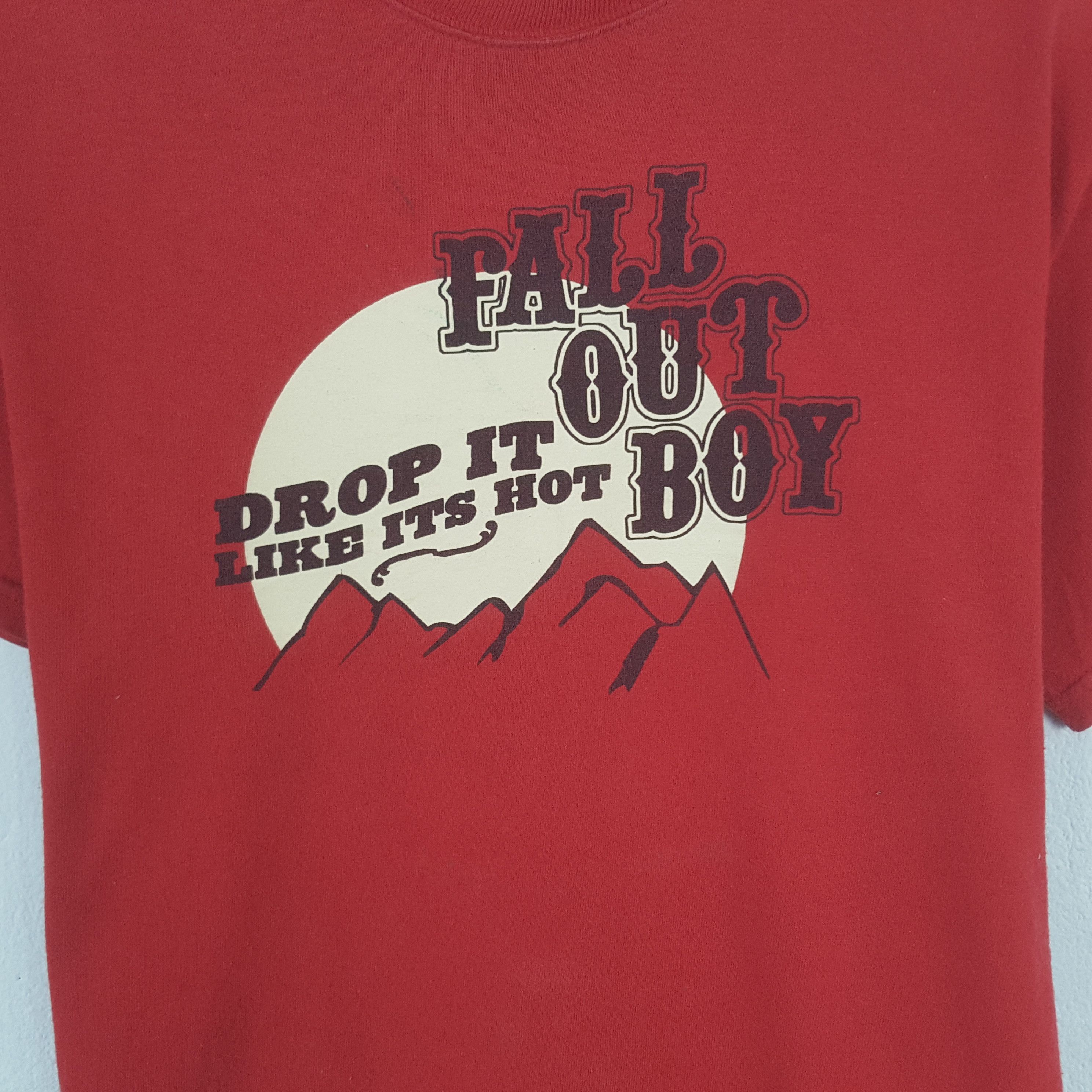 Band Tees Vintage Fall Out Boy American Rock Band Tshirt Size US M / EU 48-50 / 2 - 2 Thumbnail