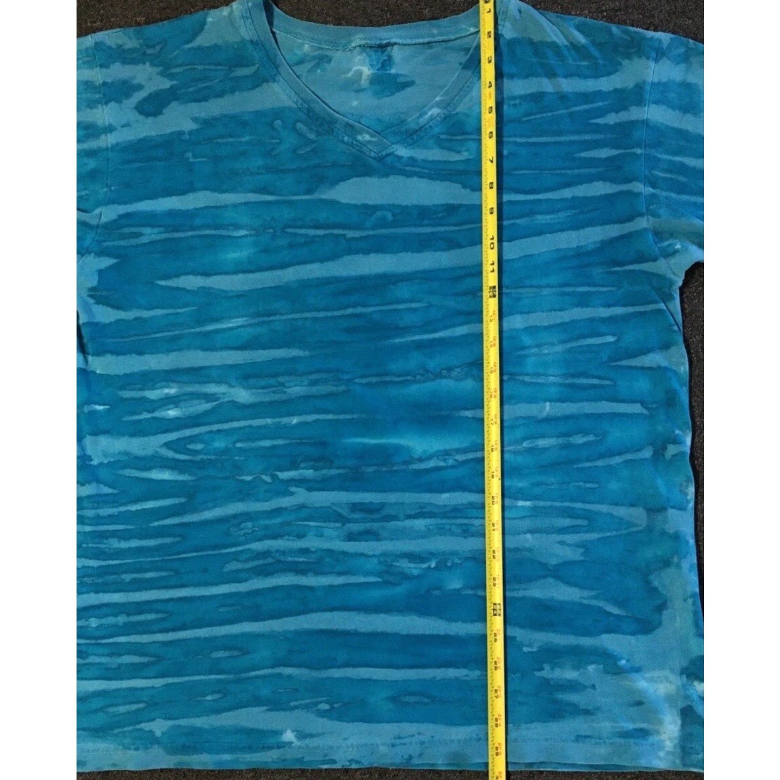 Gotcha VINTAGE Ocean Pacific AOP V-Neck Shirt XL Surf Skate Blue Beach Water Graphic Tee Men Size US XL / EU 56 / 4 - 5 Thumbnail