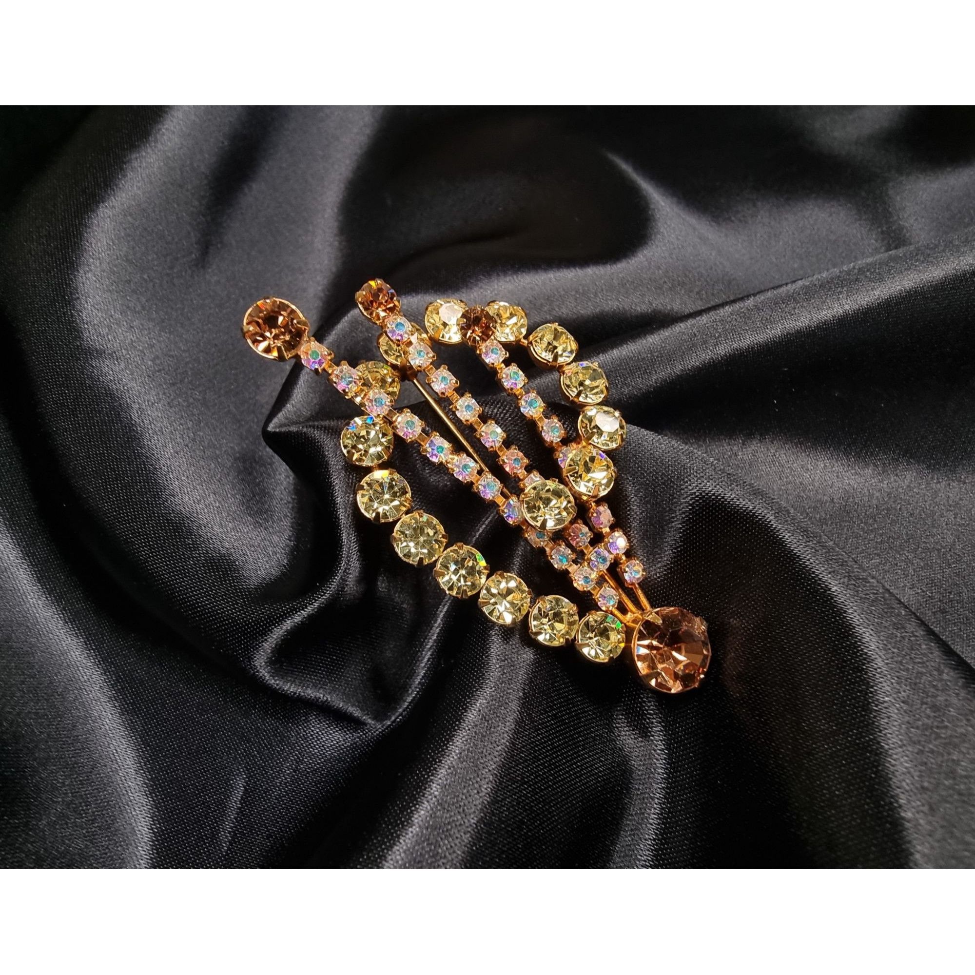 Other Rare Vintage Pierre Rhinestone Brooch With Gold-Tone Finish Size ONE SIZE - 1 Thumbnail