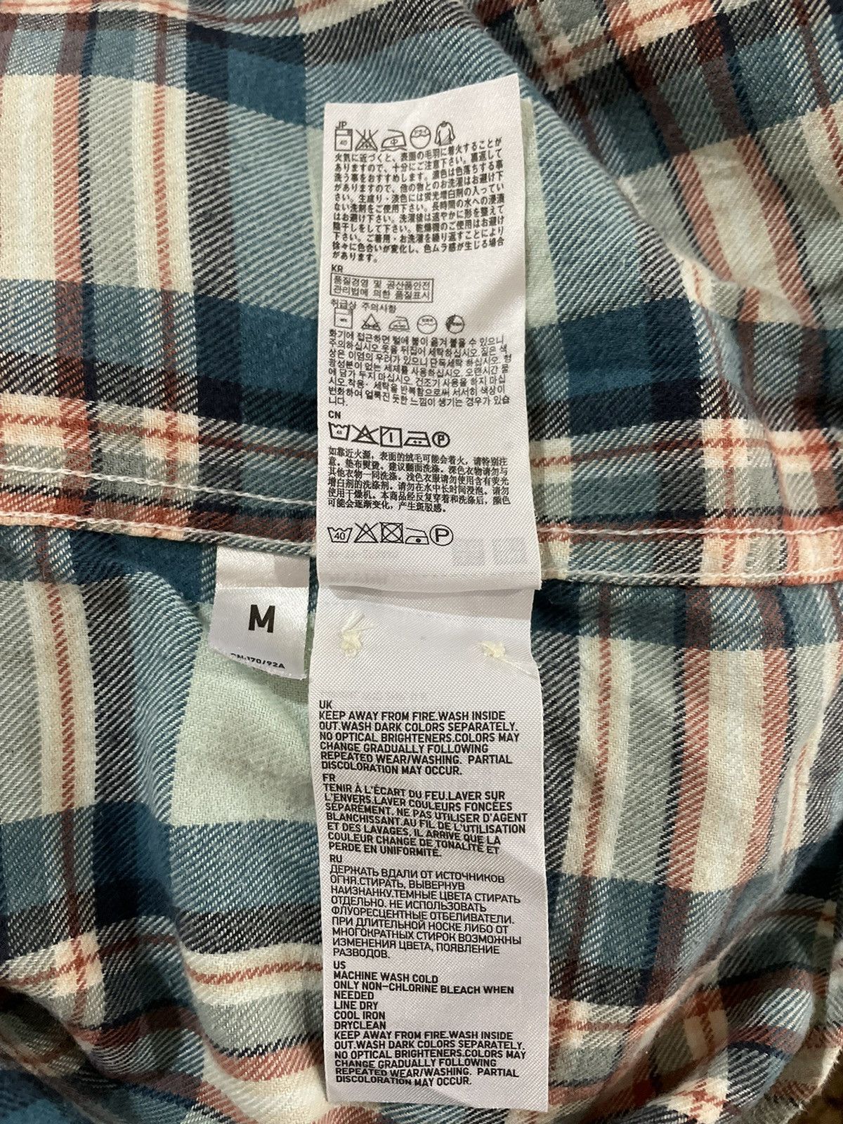 Japanese Brand × Uniqlo Vintage Uniqlo Travis Scott Style Tartan Plaid Flannel Size US M / EU 48-50 / 2 - 12 Thumbnail
