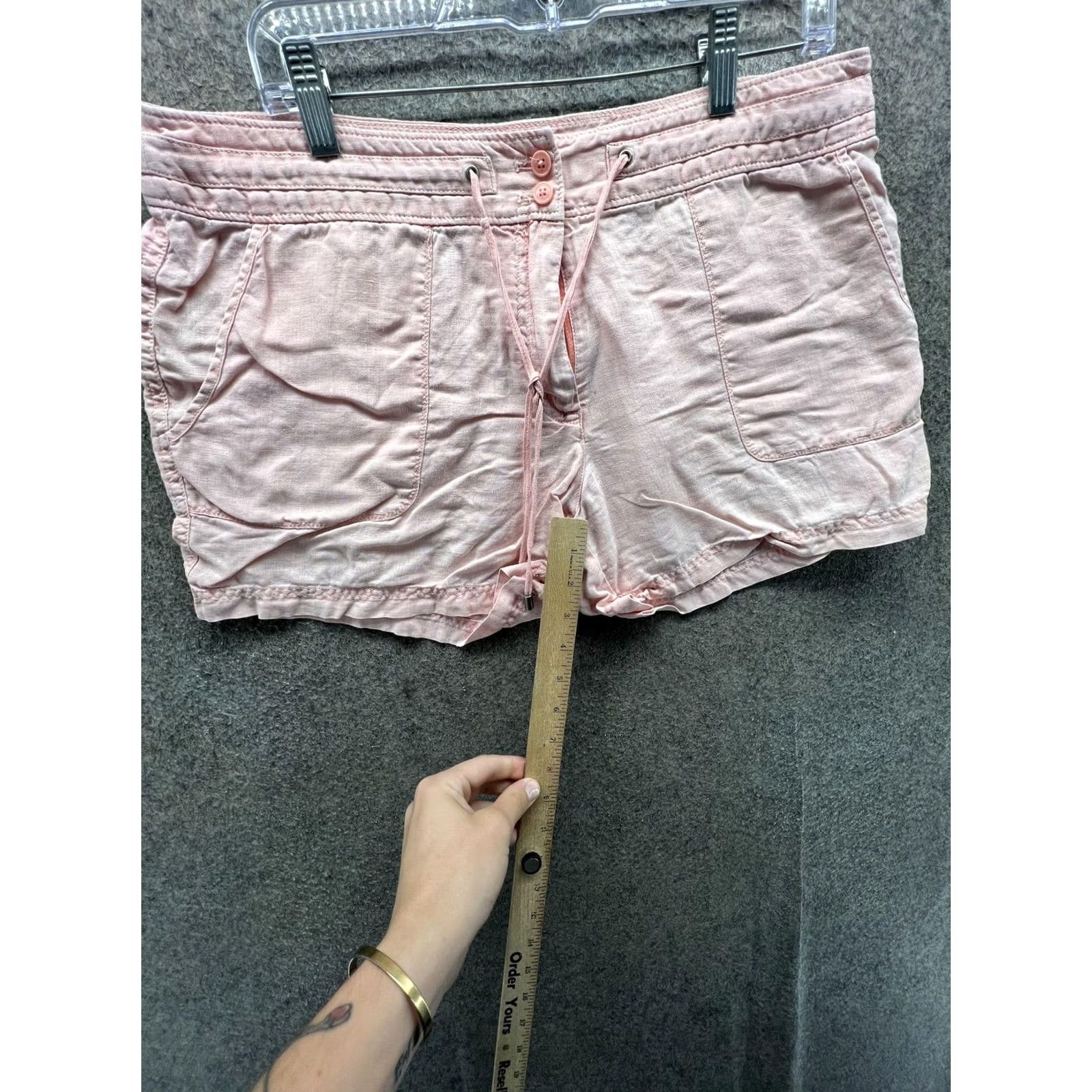 Tommy Bahama Tommy Bahama Shorts Womens 12 Pink Linen Chino Drawstring Casual Summer Travel Shirt style? Size 34" / US 12 / IT 48 - 5 Thumbnail