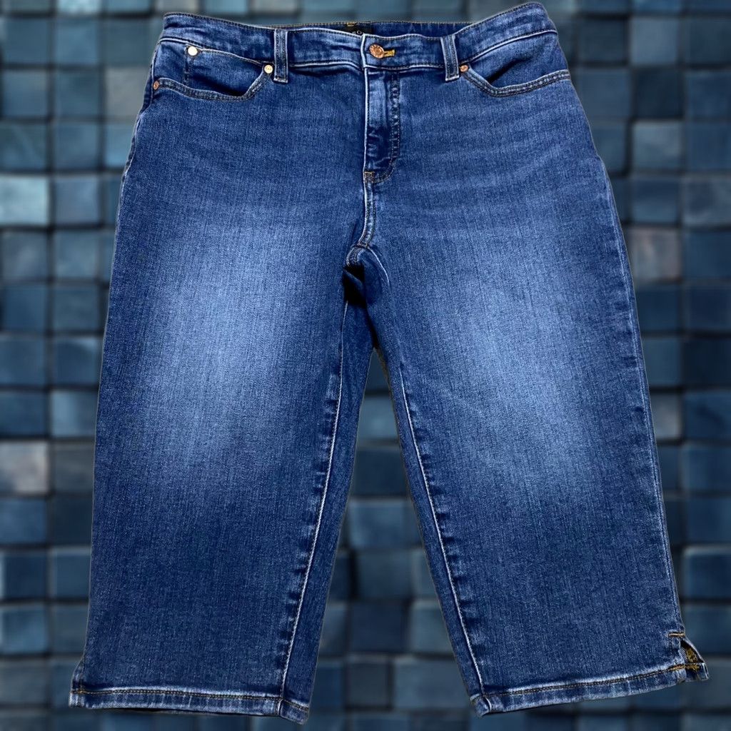Talbots Talbots Jeans Capri Petites 8P Blue Denim Mid Rise 5-Pocket Preppy Womens Boys/Girls? Size 30" / US 8 / IT 44 - 1 Thumbnail