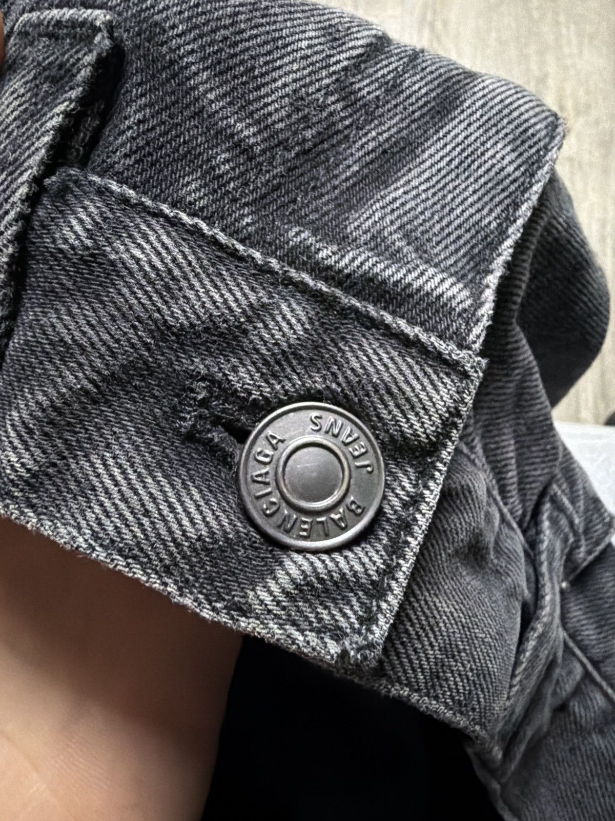 Balenciaga BALENCIAGA FALL22 LOST TAPE FLARED GREY JEANS SZ:XS Size US 30 / EU 46 - 17 Thumbnail