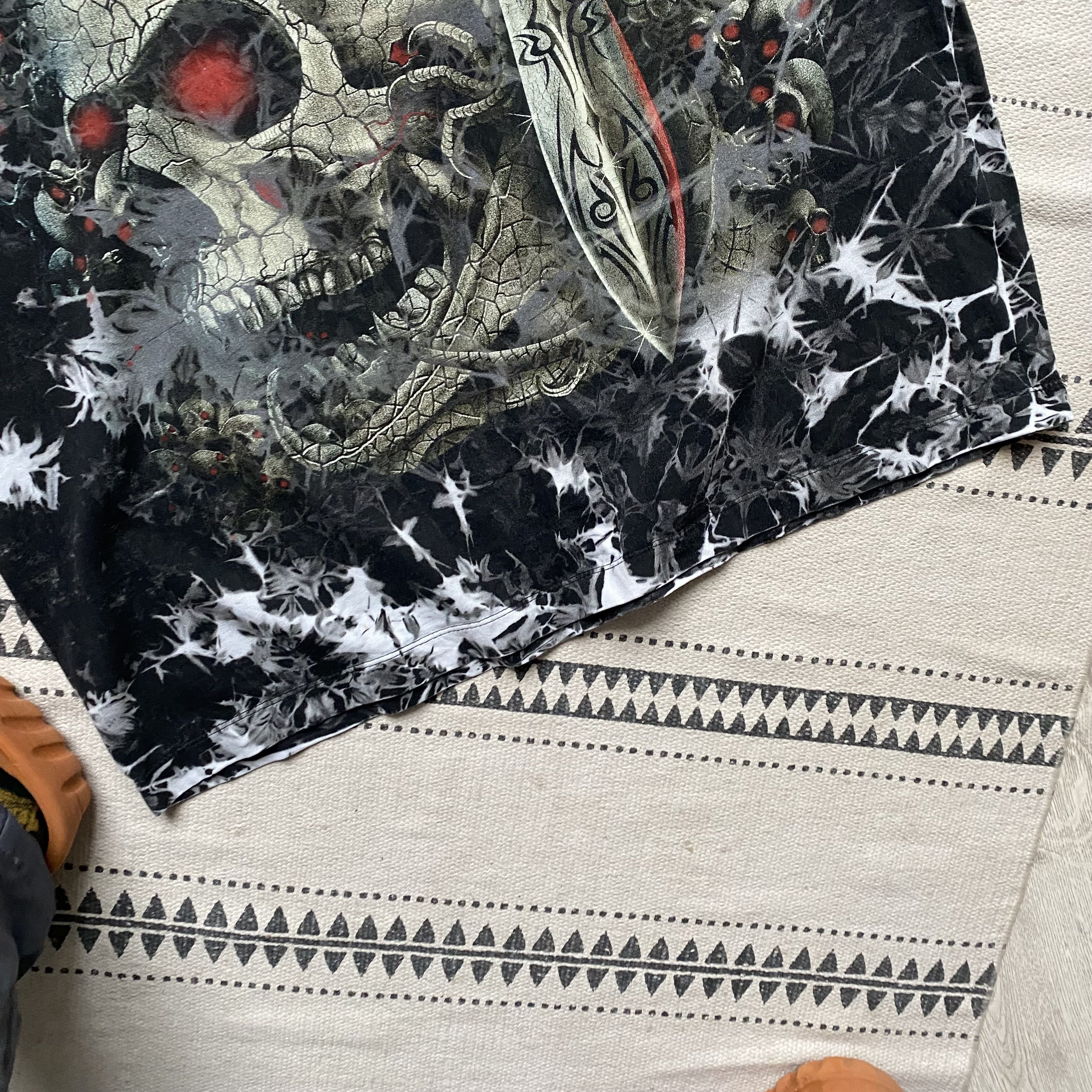 Expert Horror 💀Vintage 90s Horror Skull tee Wild Rock band Tie dye Size US L / EU 52-54 / 3 - 3 Thumbnail