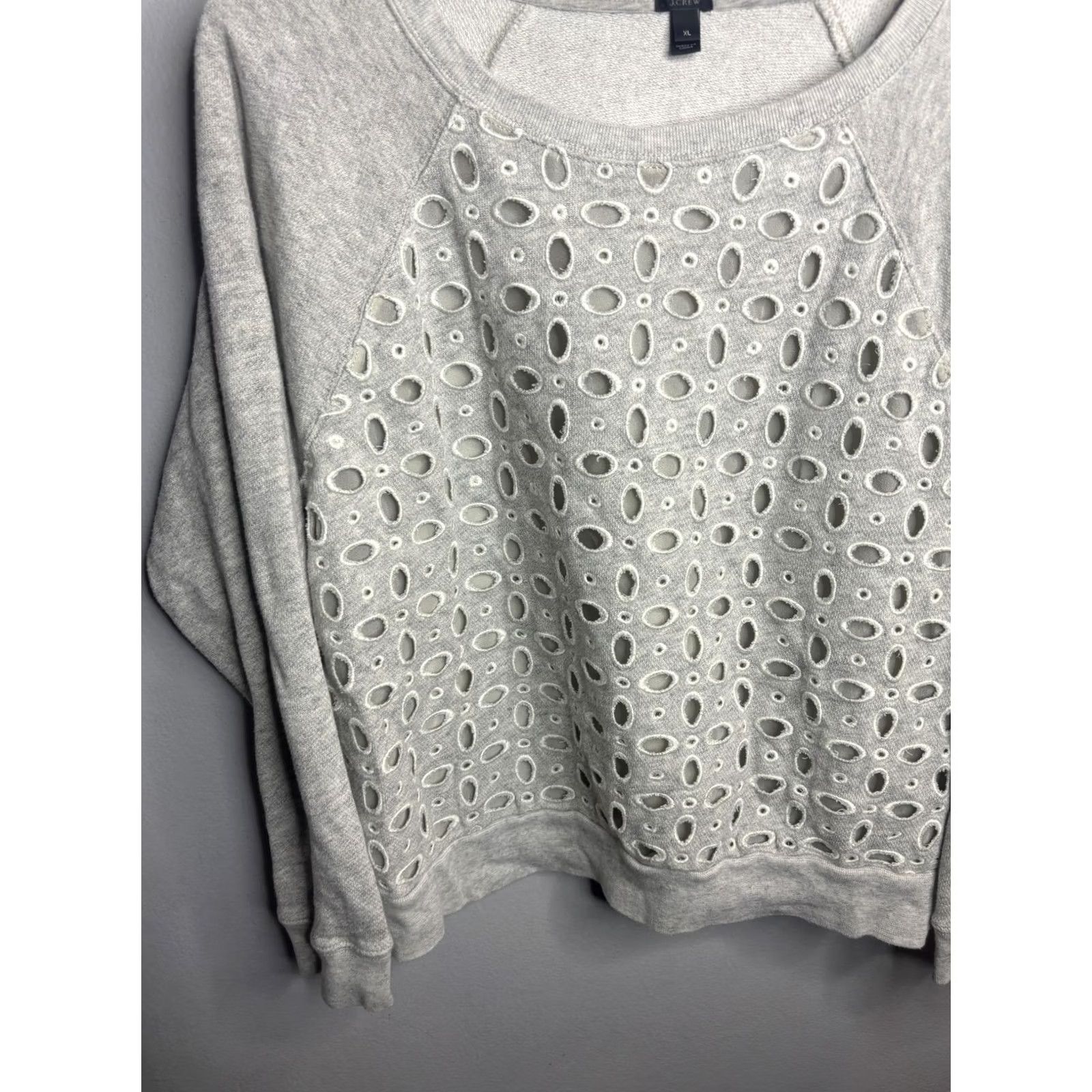 J.Crew J Crew Sweater Womens XL Gray Eyelet Embroidered Pullover Crewneck Cotton Silk Size XL / US 12-14 / IT 48-50 - 2 Thumbnail