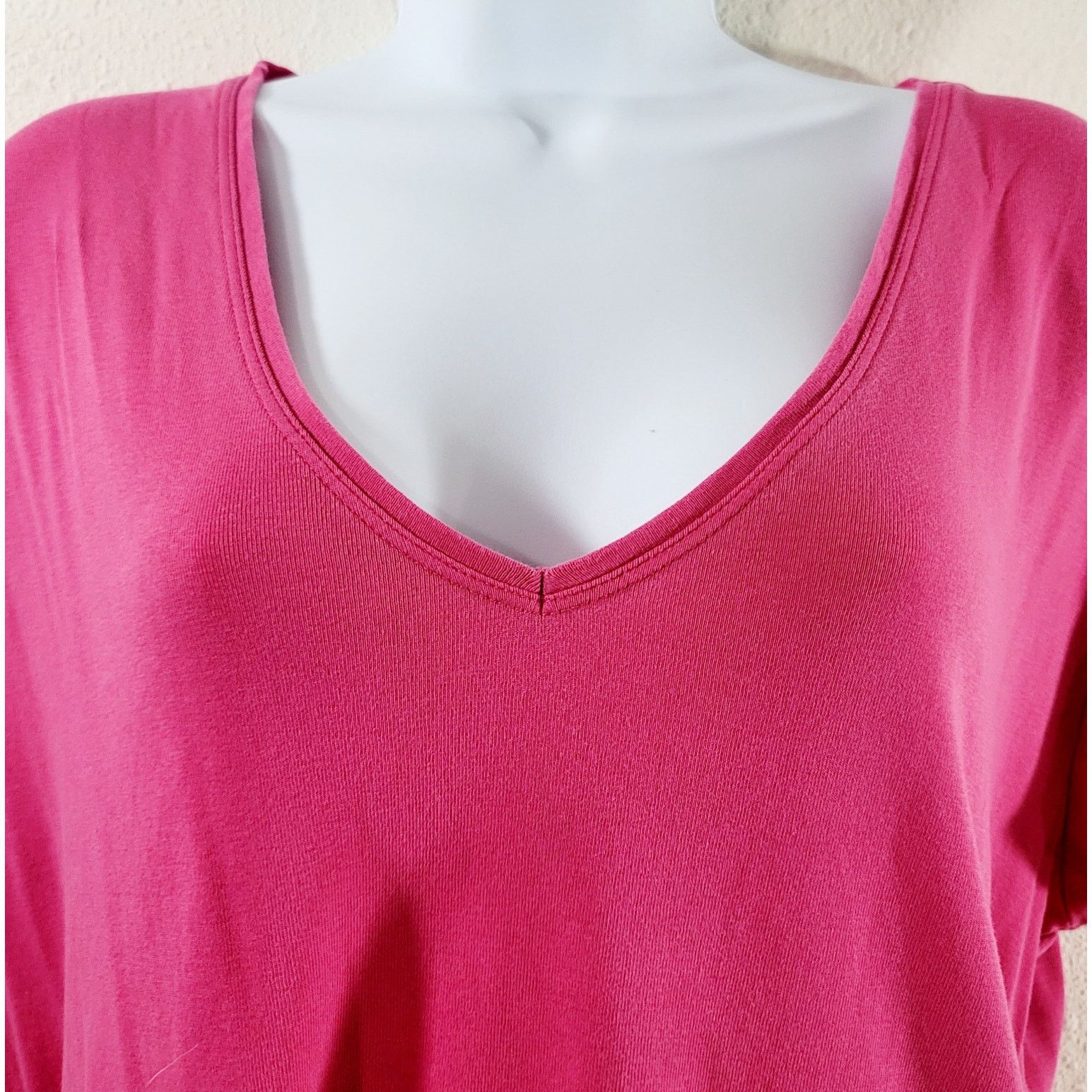 Chicos Chico's Pink V Neck Short Capped Sleeves Top 2 Large 12 14 Size L / US 10 / IT 46 - 5 Thumbnail