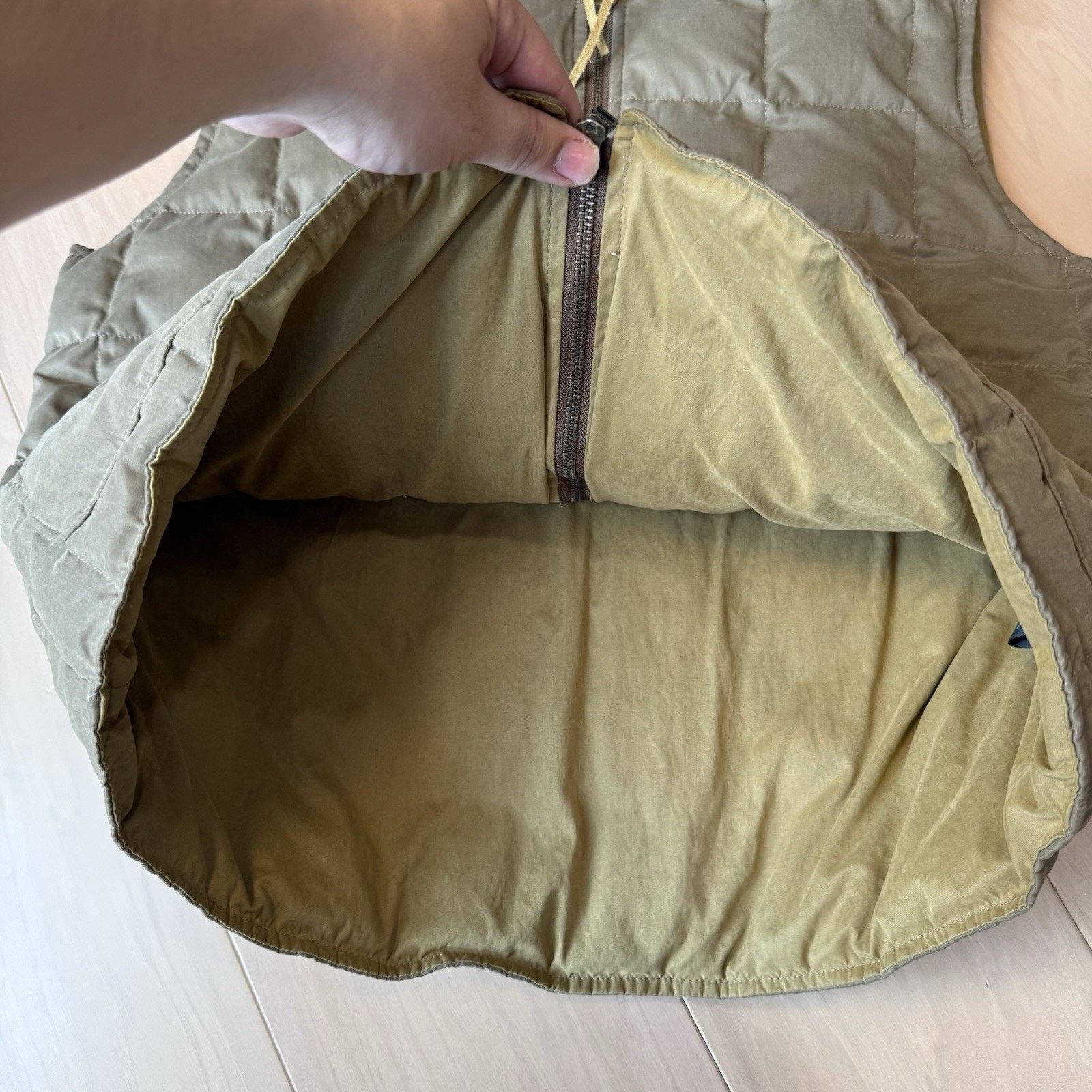 Flint And Tinder Flint and Tinder Caliber Quilted Vest Khaki Military Utility Size US L / EU 52-54 / 3 - 6 Thumbnail