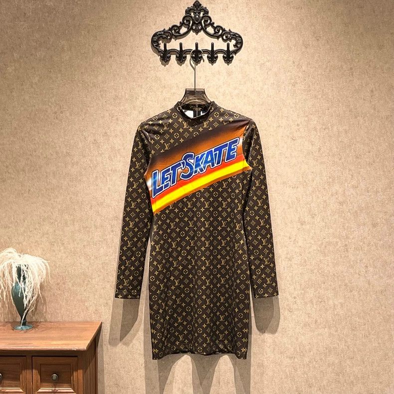Louis Vuitton Louis Vuitton Brown presbyopic full logo long sleeve dress Size M / US 6-8 / IT 42-44 - 1 Thumbnail