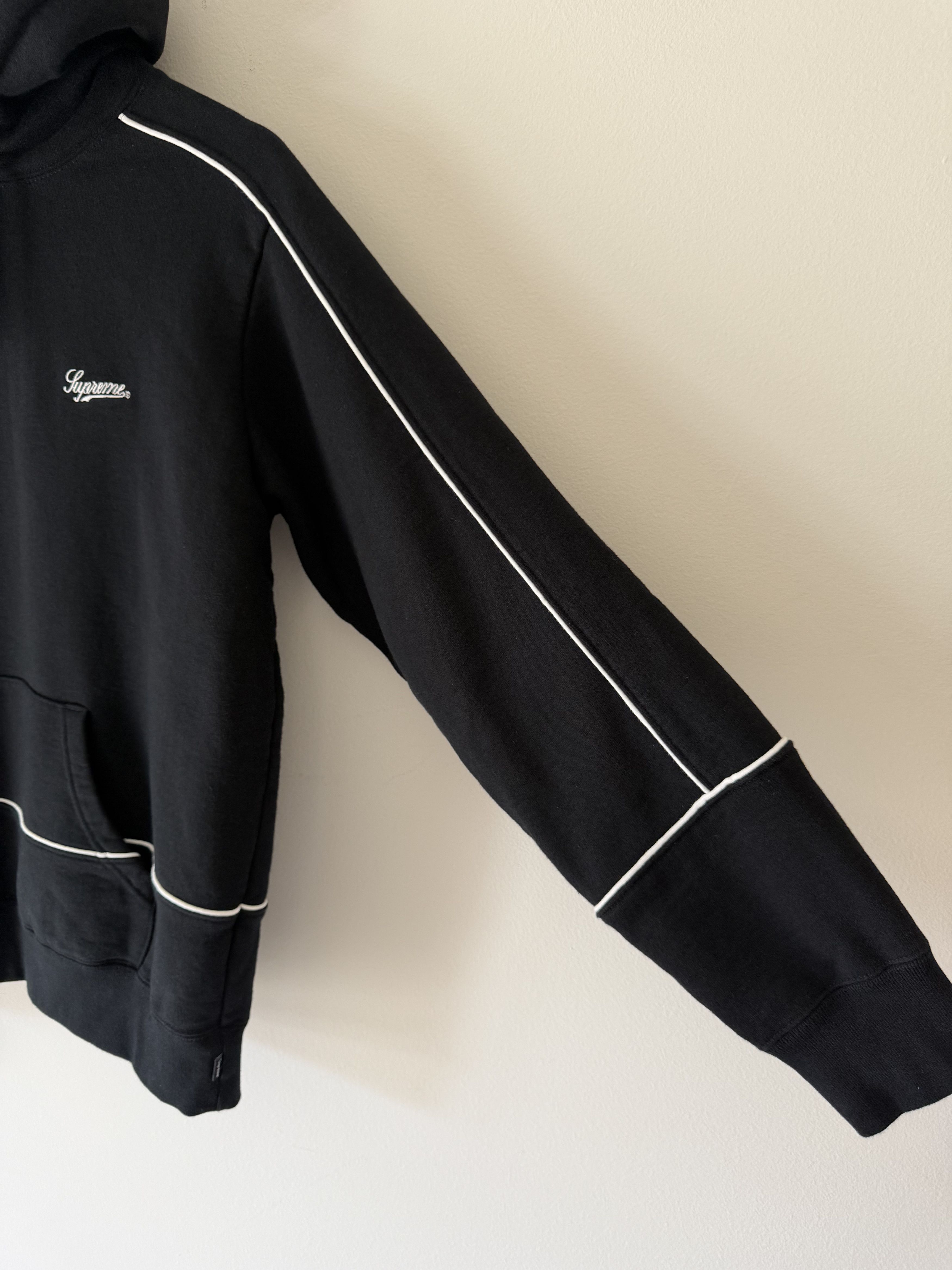 Supreme Supreme SS18 Piping Hoodie in Black Size US S / EU 44-46 / 1 - 4 Thumbnail