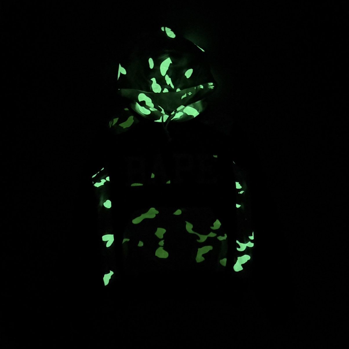 Bape BAPE City Camo - Glow in the dark - Pullover Hoodie Size US M / EU 48-50 / 2 - 2 Thumbnail