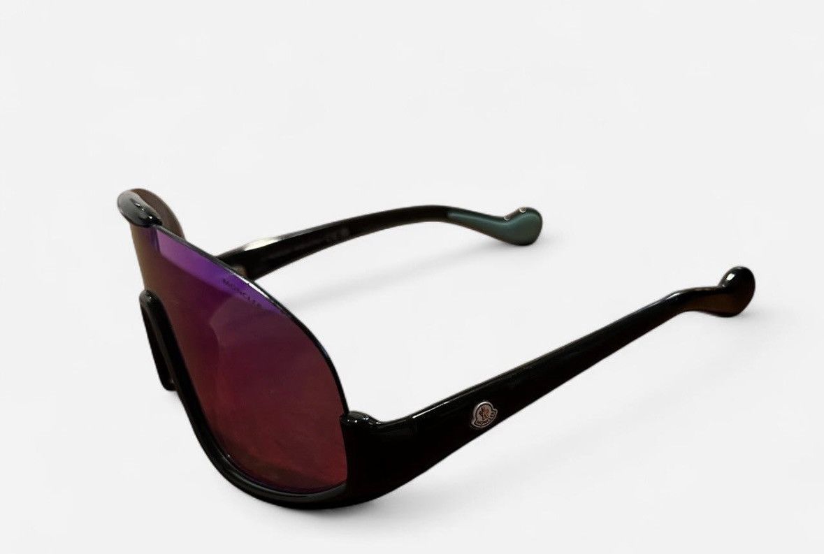 Moncler Multi Color Moncler Upside Down Sunglasses Size ONE SIZE - 3 Thumbnail