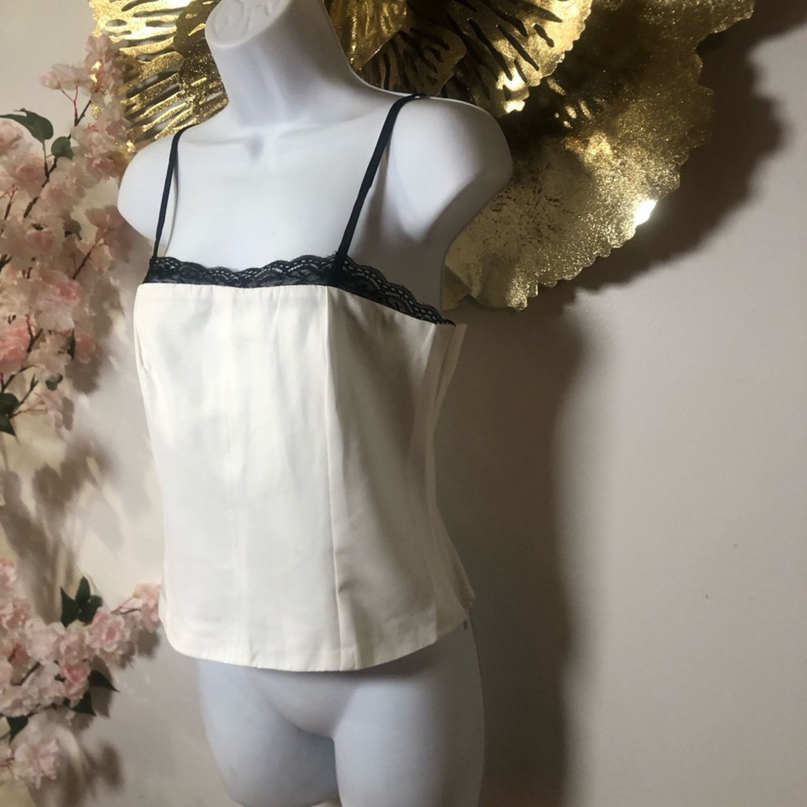 Other Corset style sleeveless top. With lace trim. Size S / US 4 / IT 40 - 2 Thumbnail