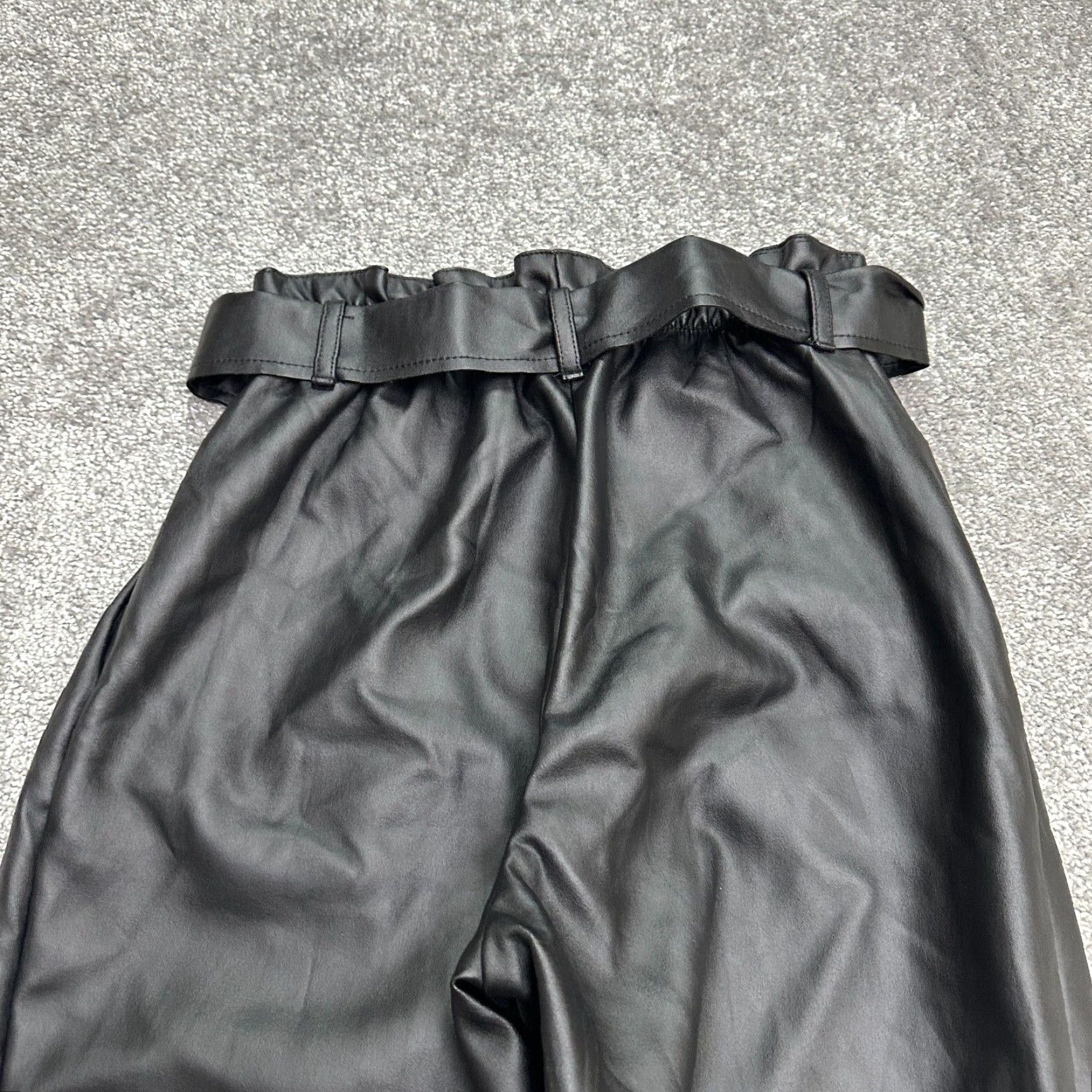 AQUA Aqua Luxe By Bloomingdale's Leather Paperbag Pants Womens Small Black Belt 24x27 Size 28" / US 6 / IT 42 - 4 Thumbnail