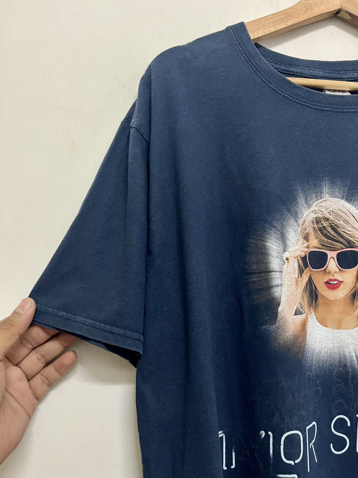 Band Tees × Vintage Taylor Swift The 1989 World Tour Tee Size US XL / EU 56 / 4 - 4 Thumbnail