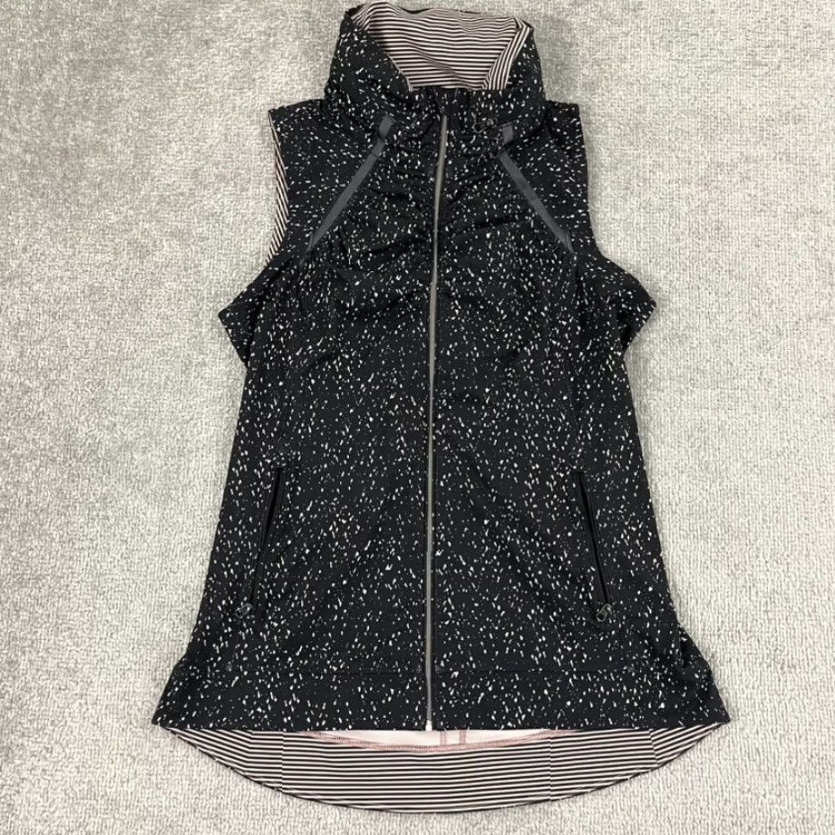 Lululemon Lululemon Go The Distance Hooded Vest Womens Size 6 Butterfly Texture Running Jacket Size M / US 6-8 / IT 42-44 - 4 Thumbnail