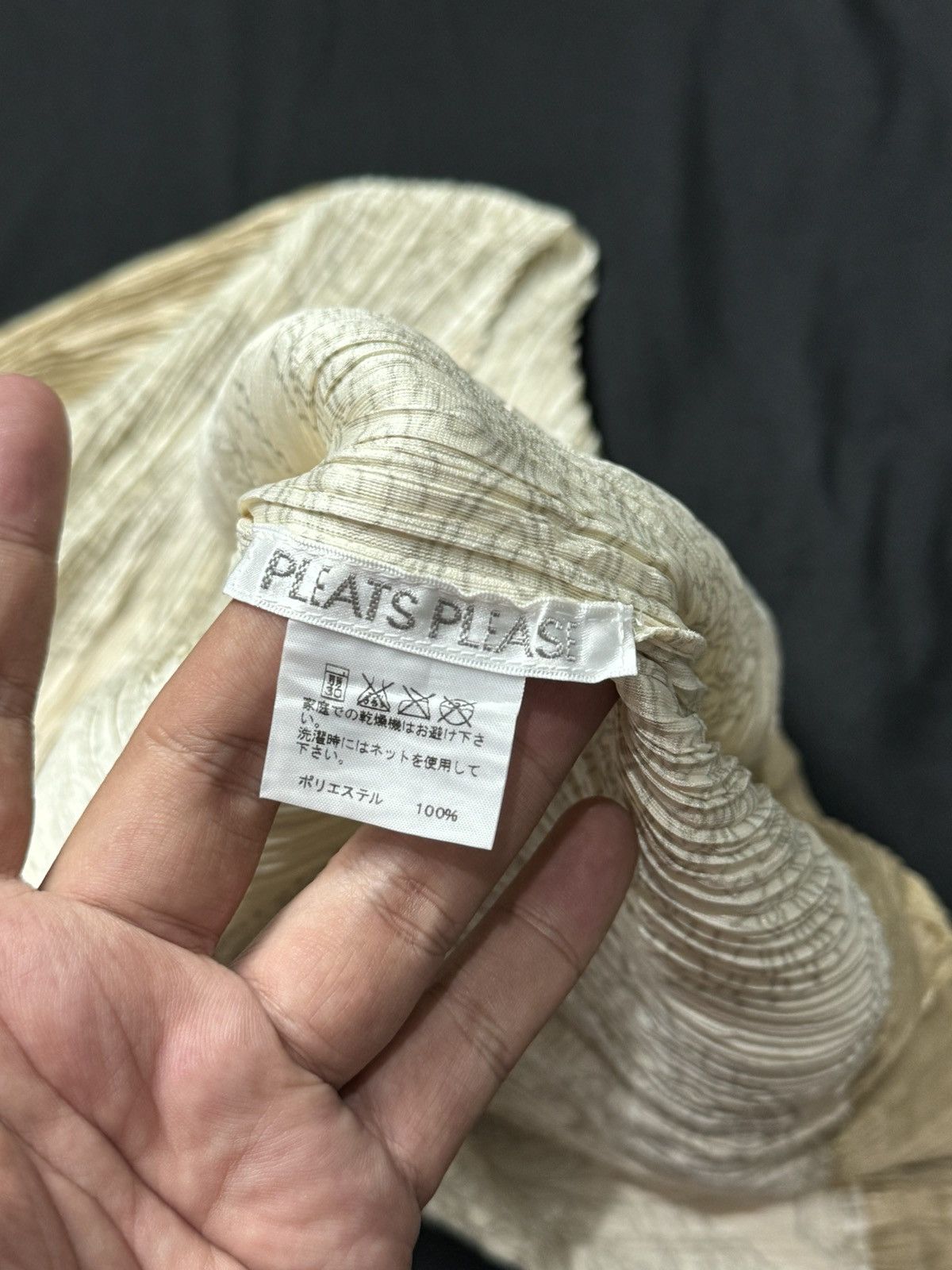 Homme Plisse Issey Miyake × Issey Miyake × Pleats Please Issey Miyake Pleats Please Full Art Cardigan Long Sleeve Size M / US 6-8 / IT 42-44 - 6 Thumbnail