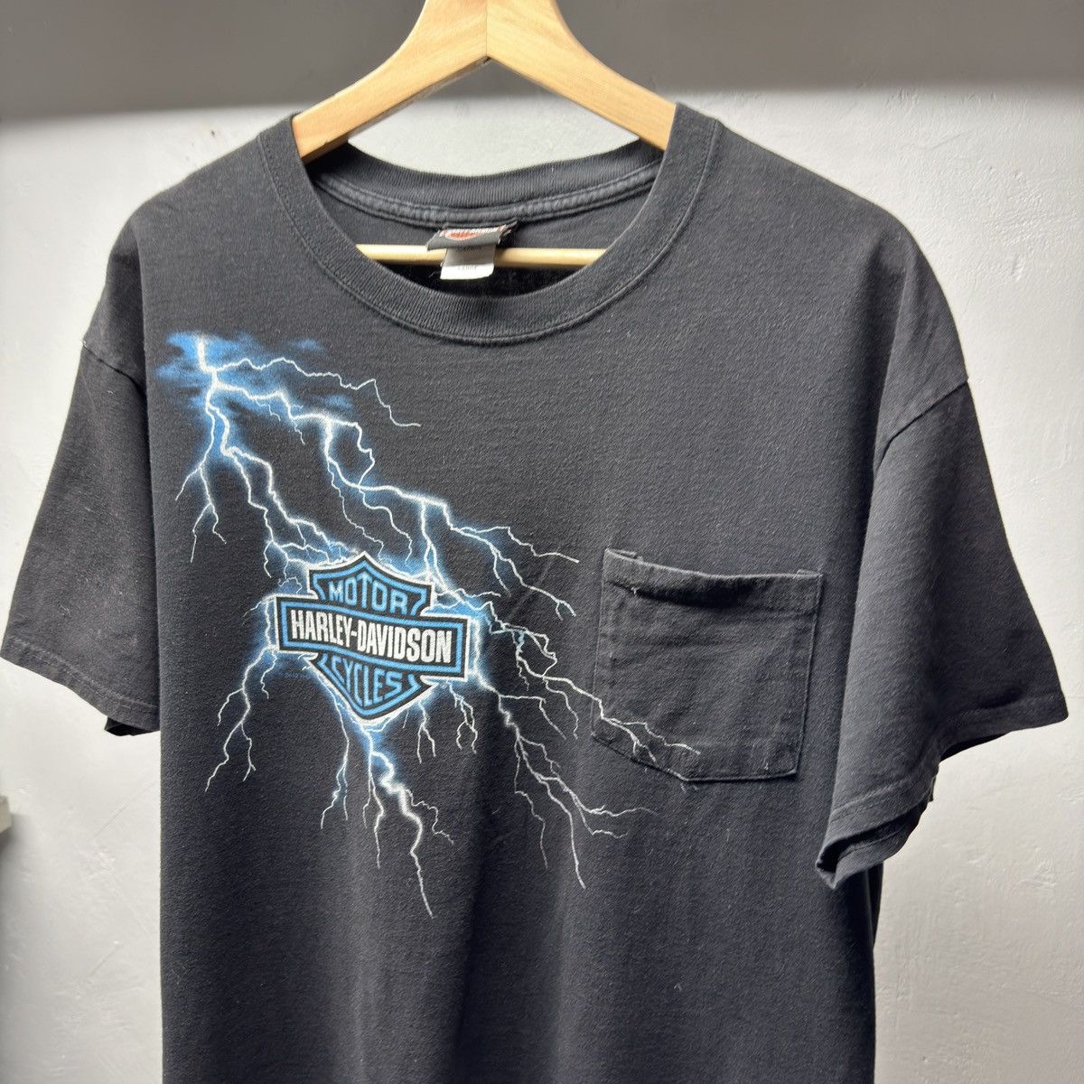 Harley Davidson Harley Davidson Lightning Pocket Shirt ERD Grunge Biker WCC Size US L / EU 52-54 / 3 - 2 Thumbnail